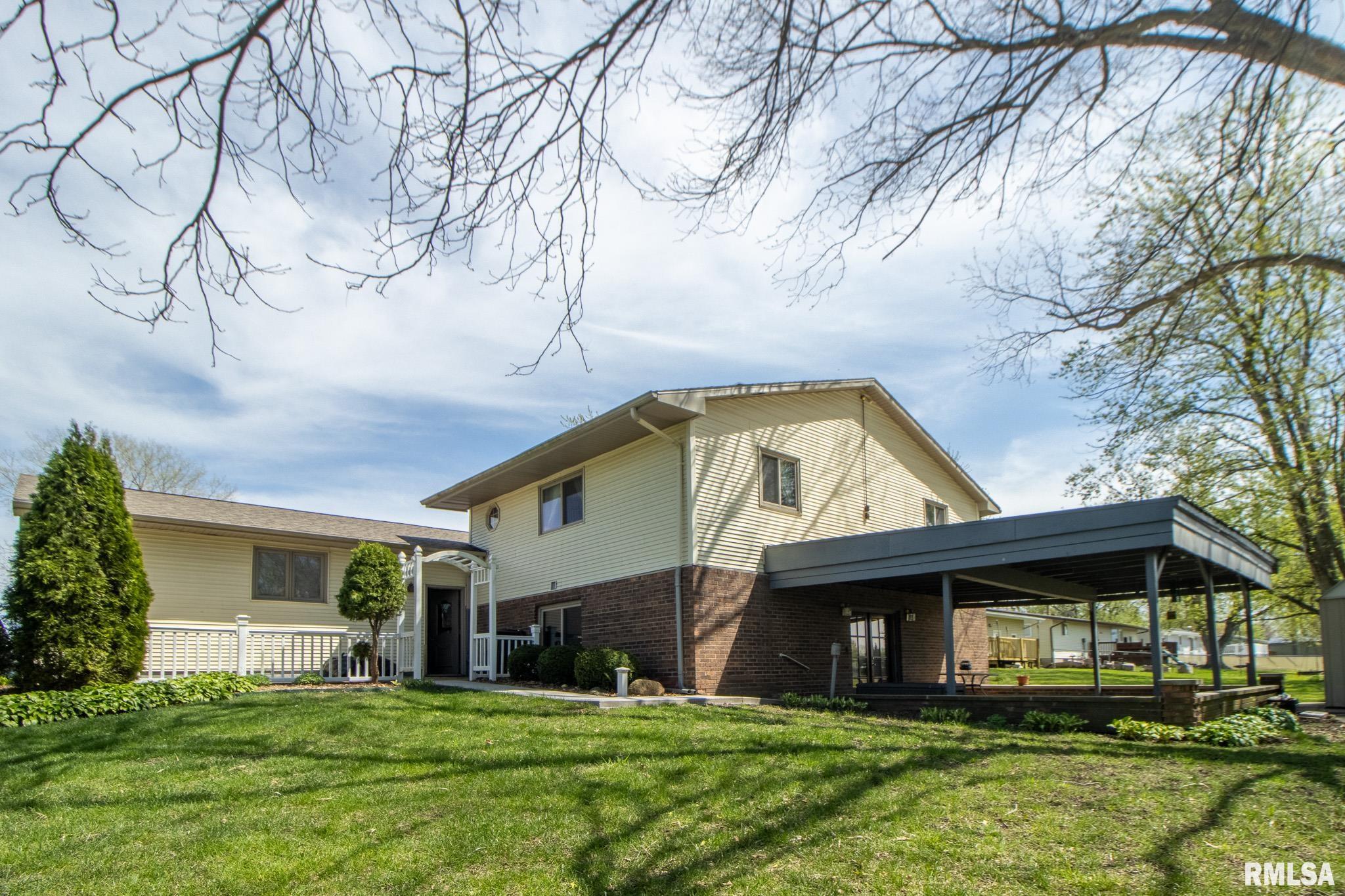 312 N Cedar Street, Abingdon, Illinois image 9