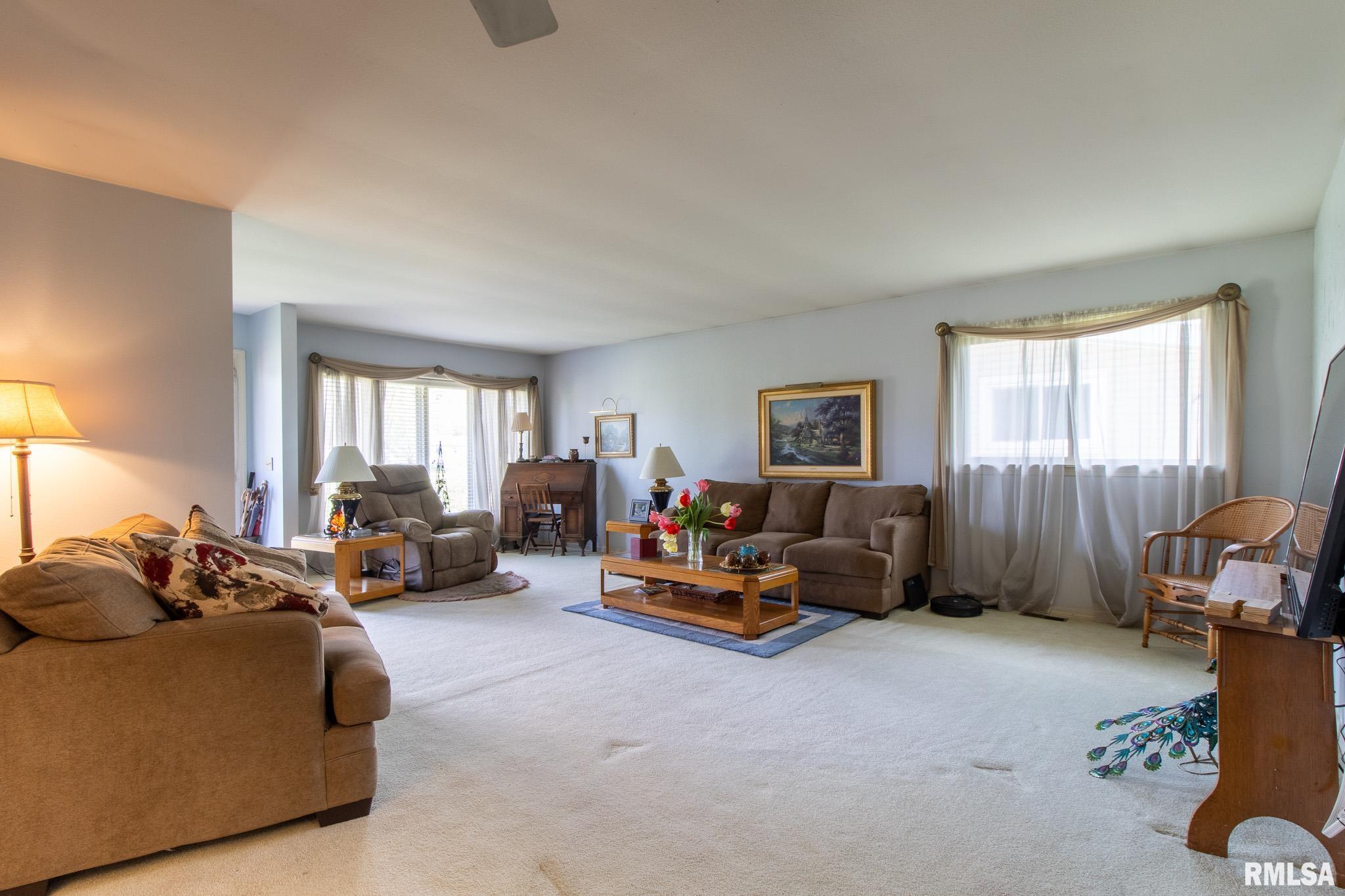 312 N Cedar Street, Abingdon, Illinois image 14
