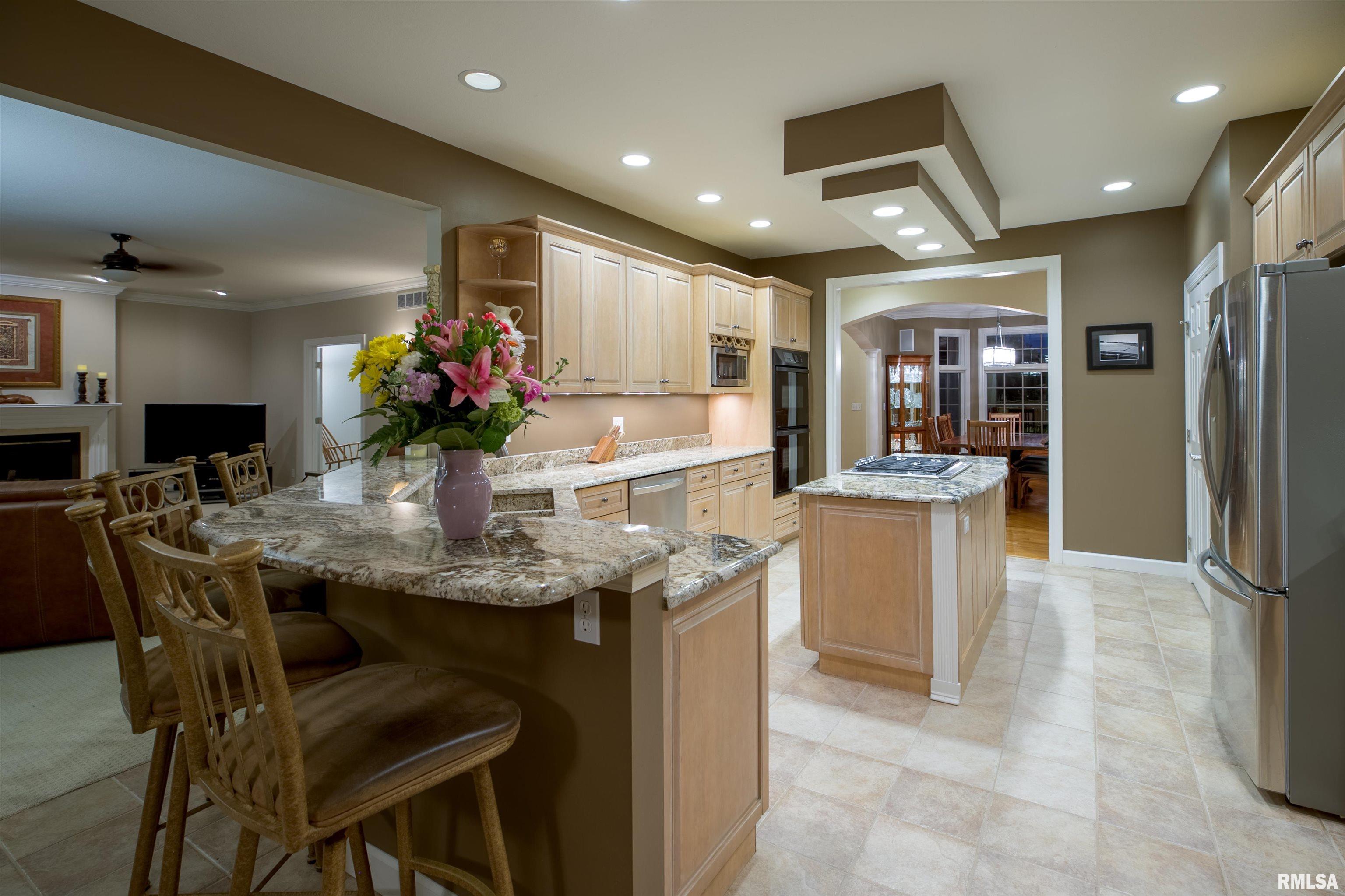 2728 W Windflower Court, Peoria, Illinois image 14