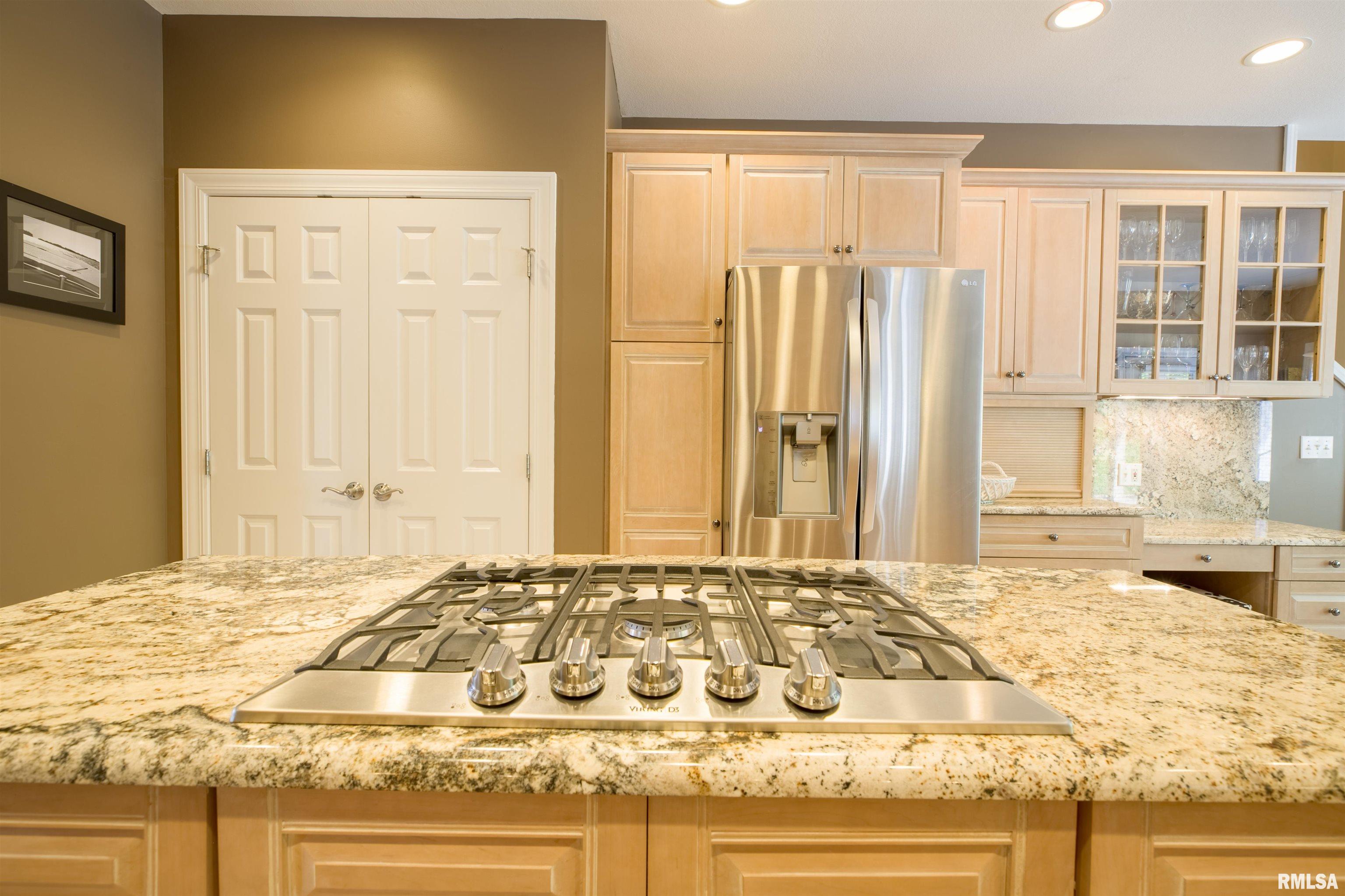 2728 W Windflower Court, Peoria, Illinois image 13