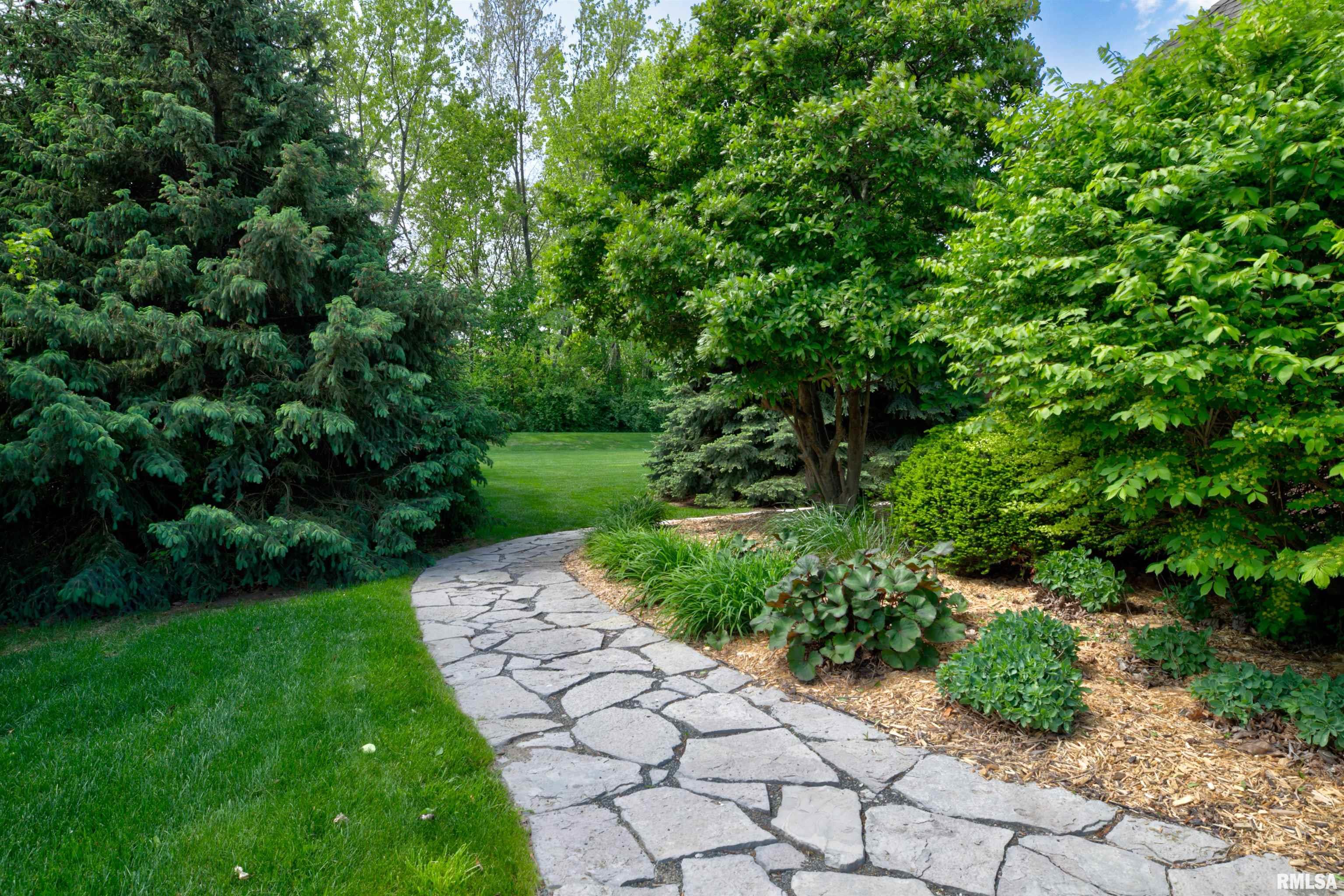 2728 W Windflower Court, Peoria, Illinois image 39