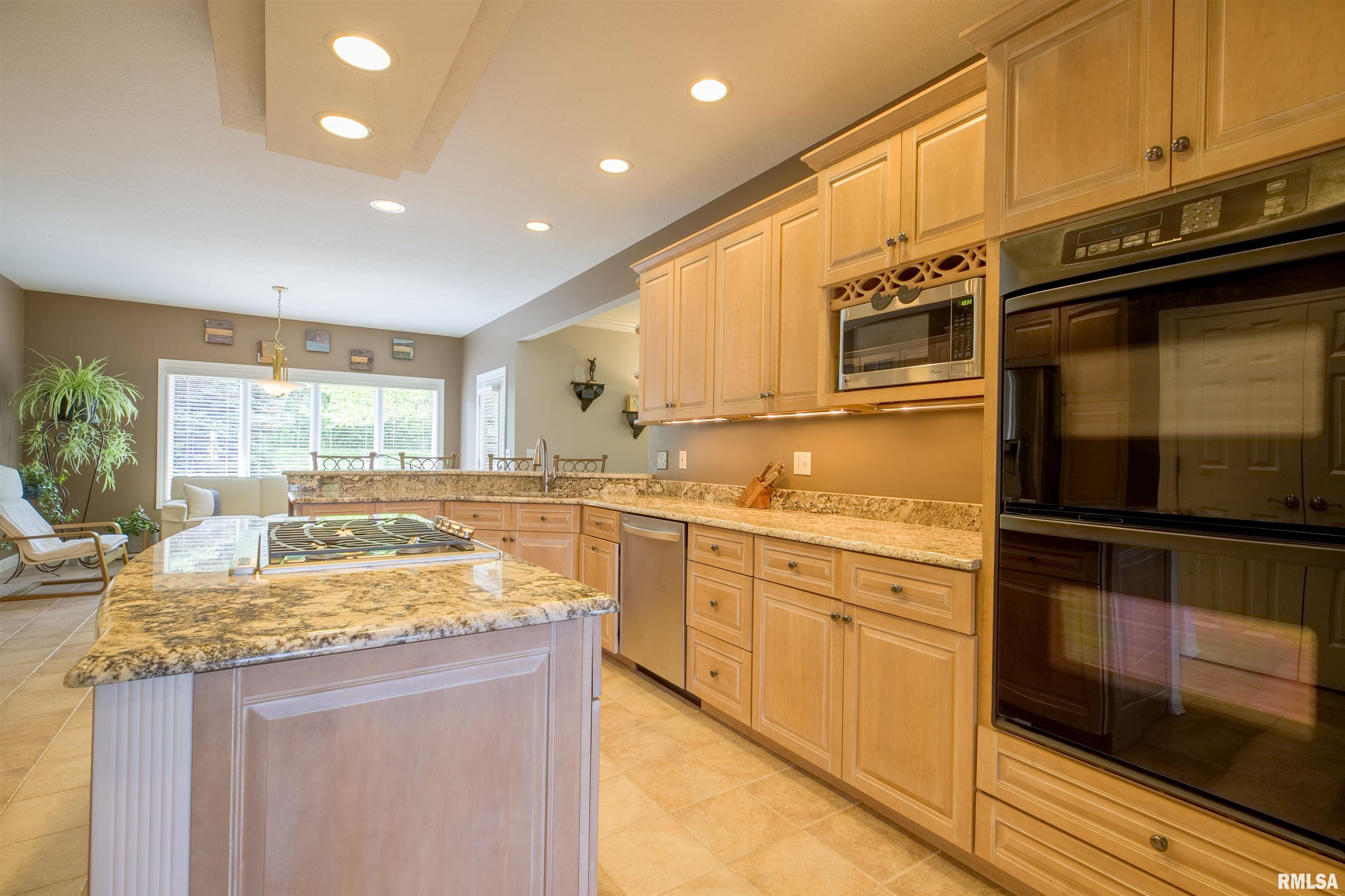 2728 W Windflower Court, Peoria, Illinois image 11