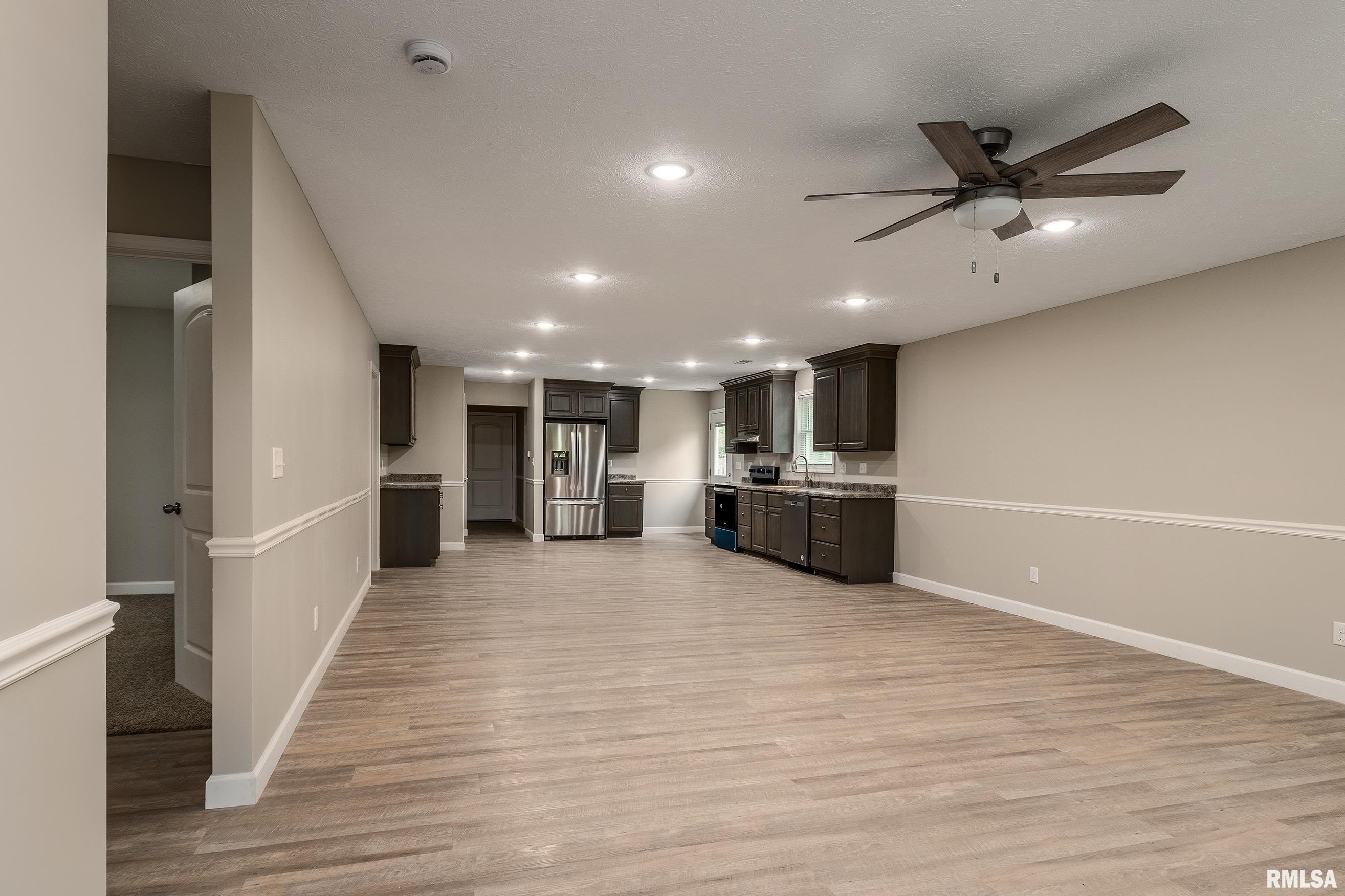 308 Prentice Avenue, Carterville, Illinois image 3