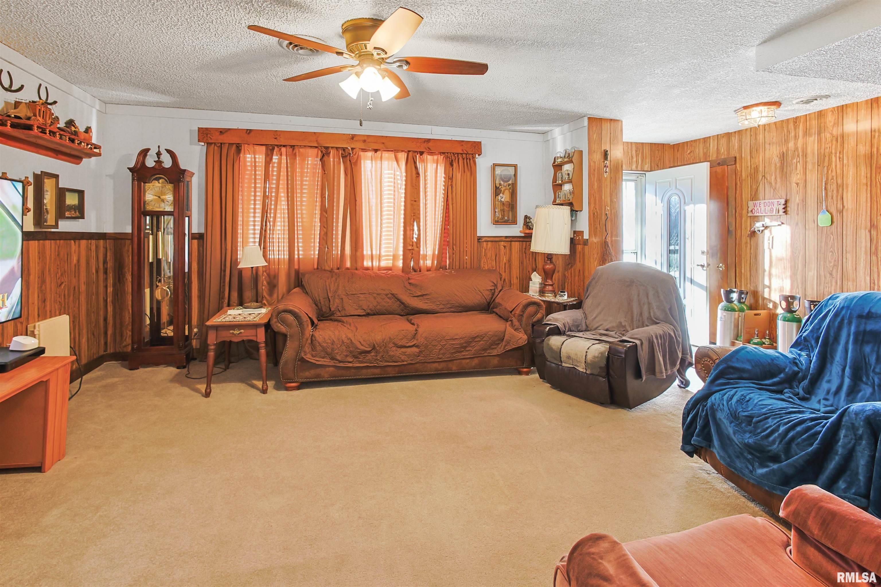 125 Central Hill Road, Grantsburg, Illinois image 11
