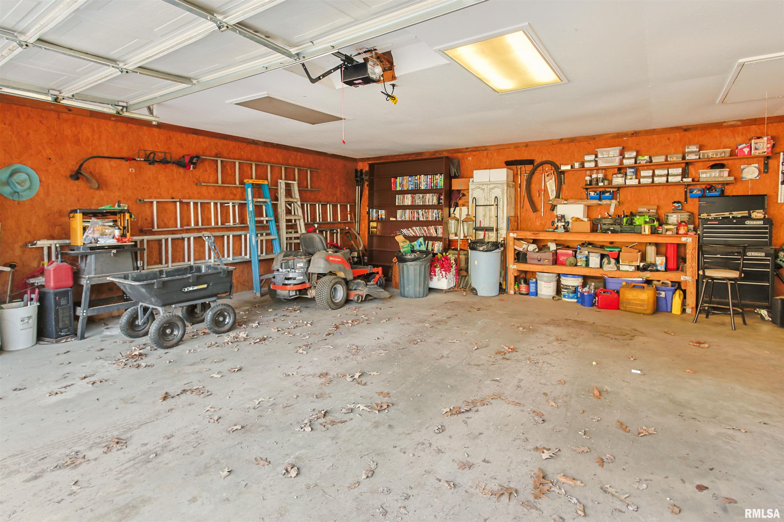 125 Central Hill Road, Grantsburg, Illinois image 18