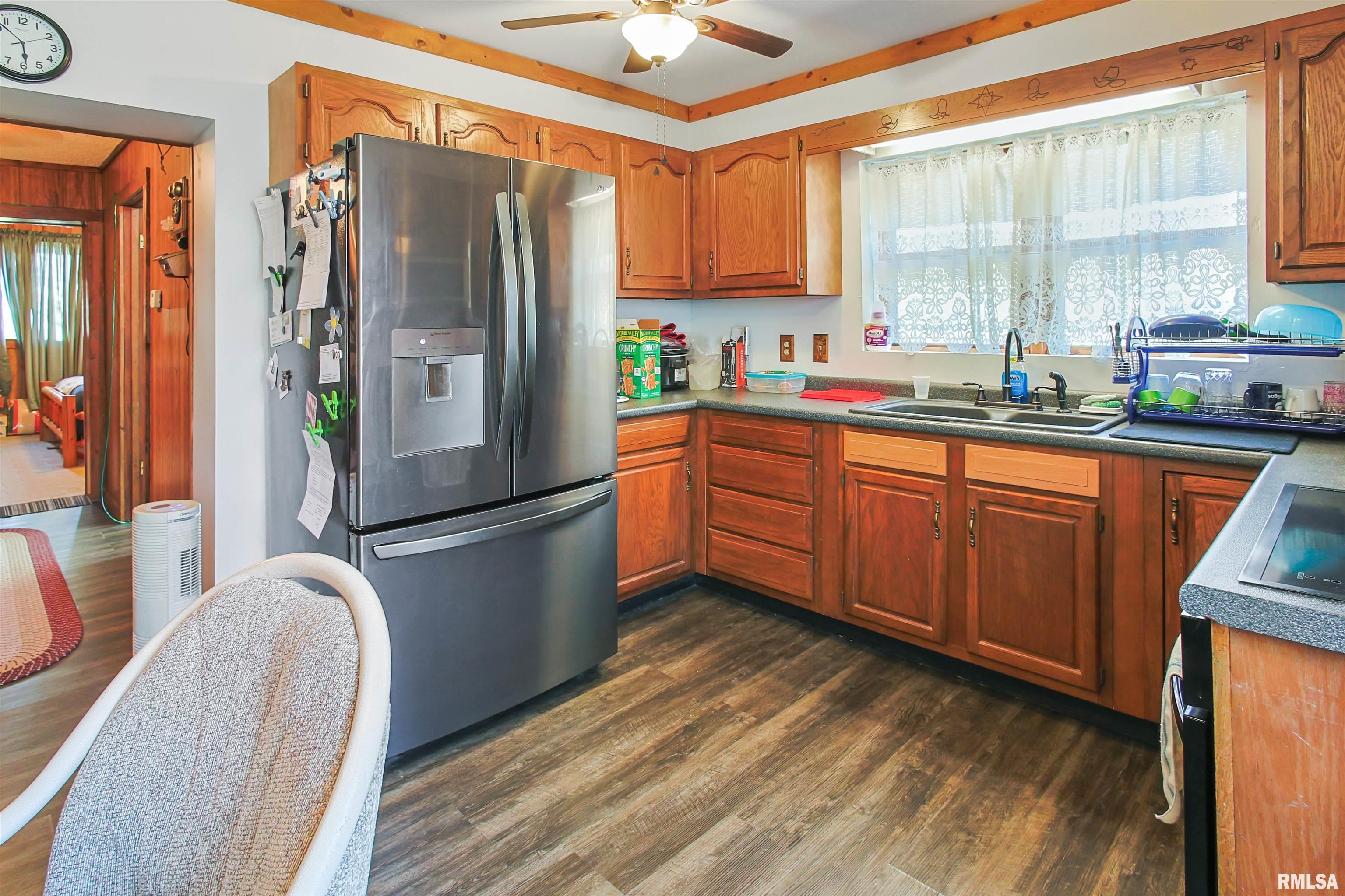 125 Central Hill Road, Grantsburg, Illinois image 7