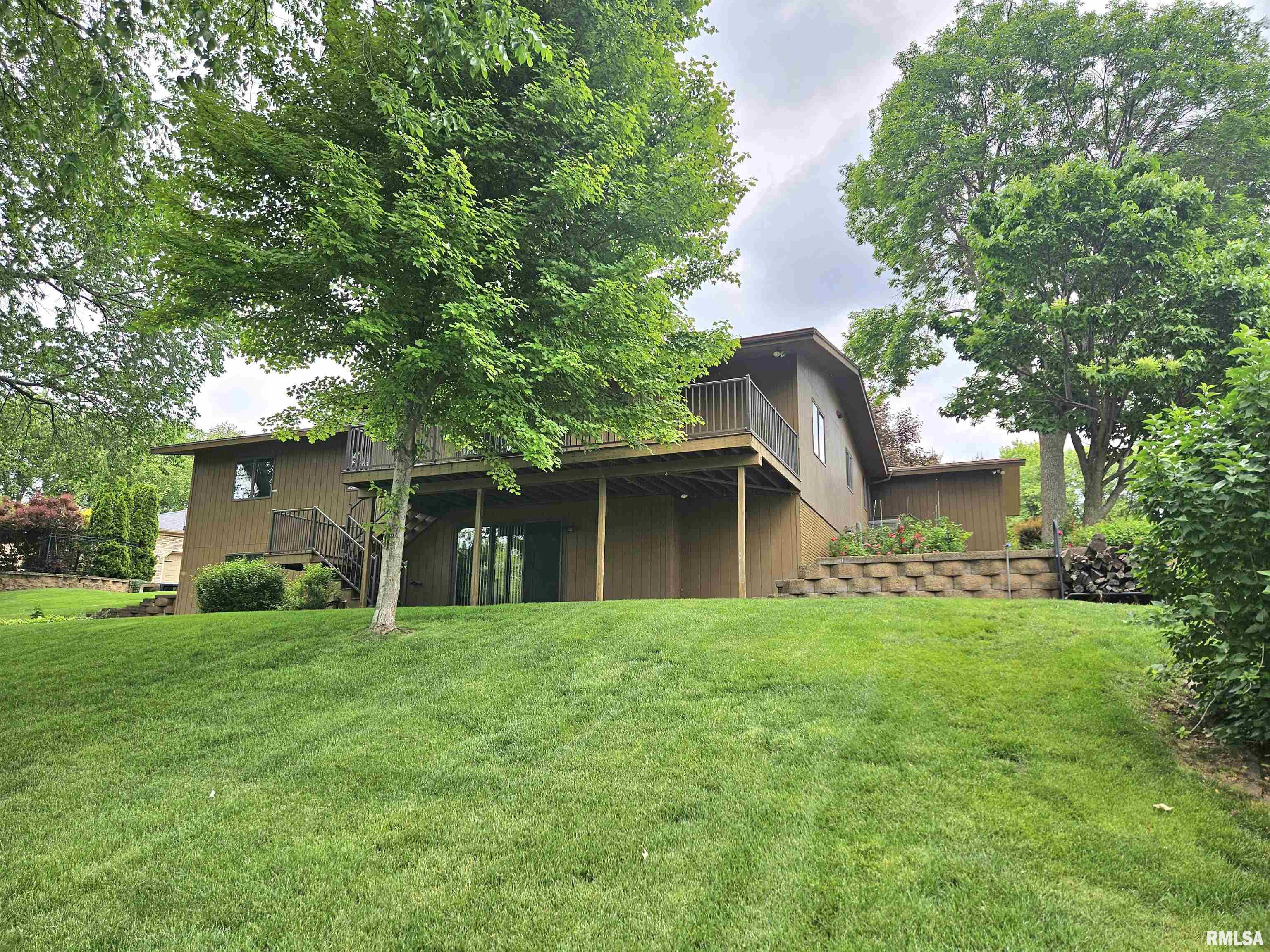 2120 Fareway Drive, Muscatine, Iowa image 27
