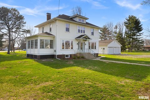 Homes For Sale - 1201 Old Indiantown Road<br/> Marshall County, Henry, IL 61537