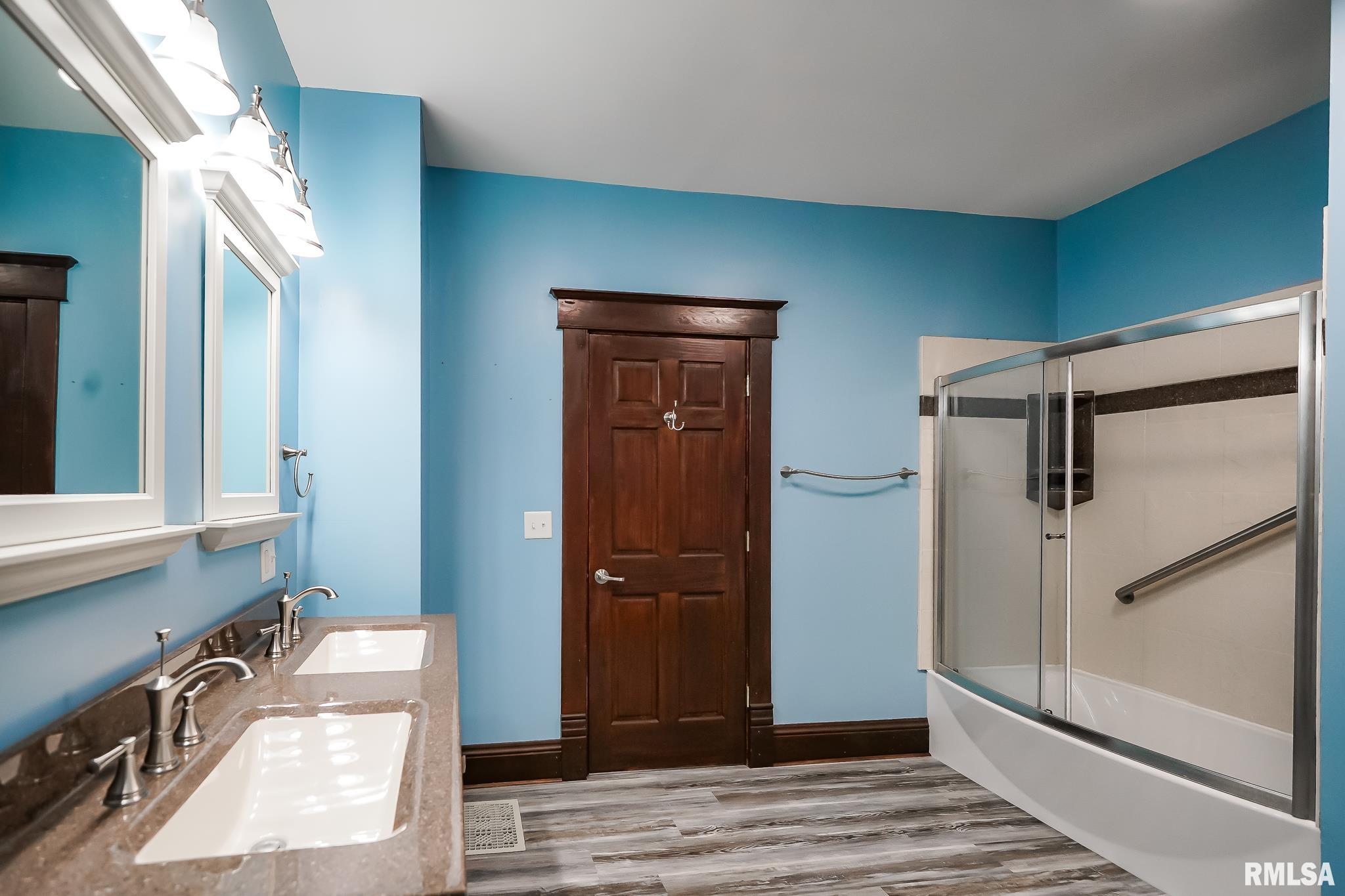 238 E Prospect Street, Galesburg, Illinois image 14