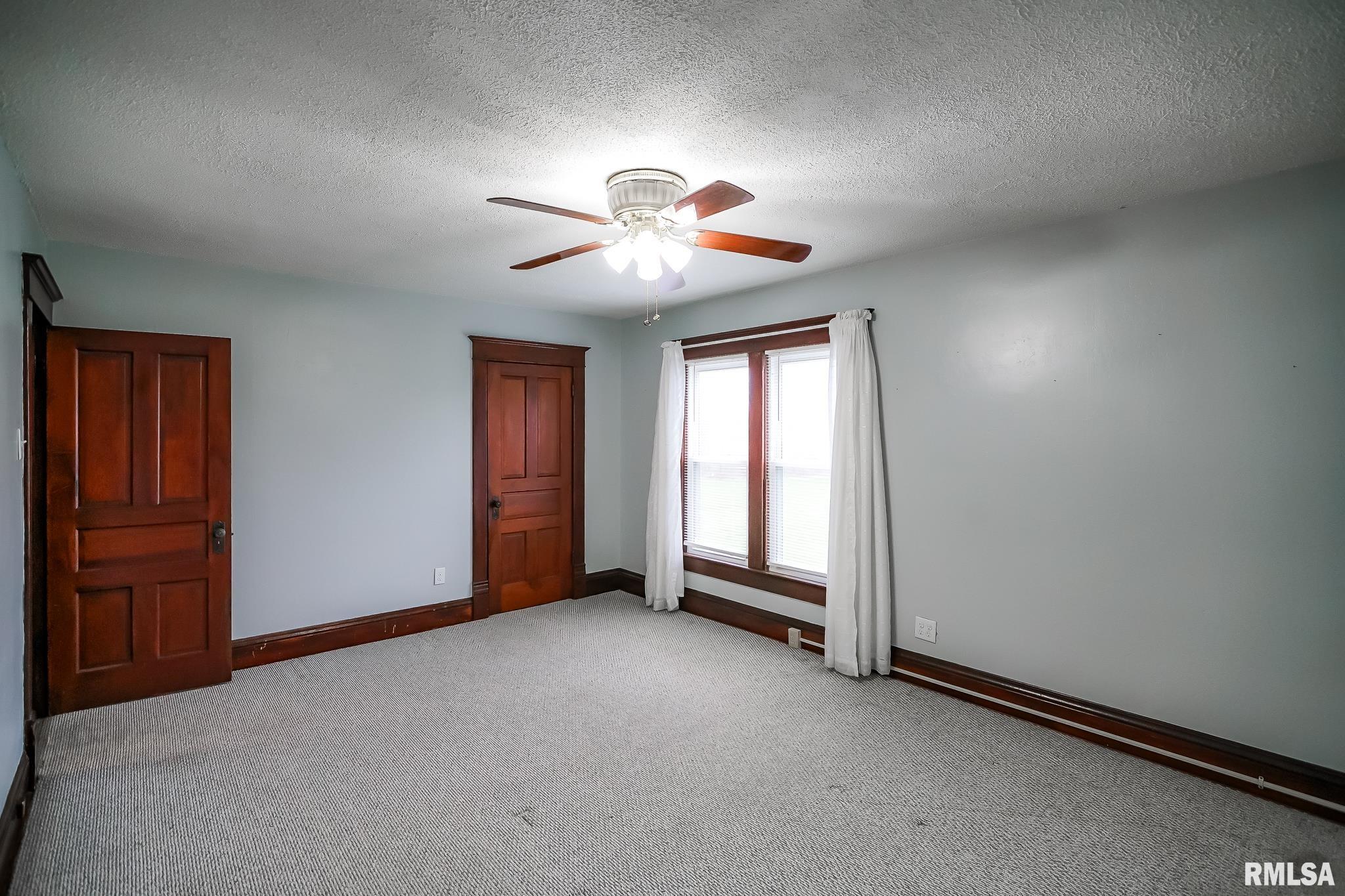 238 E Prospect Street, Galesburg, Illinois image 18