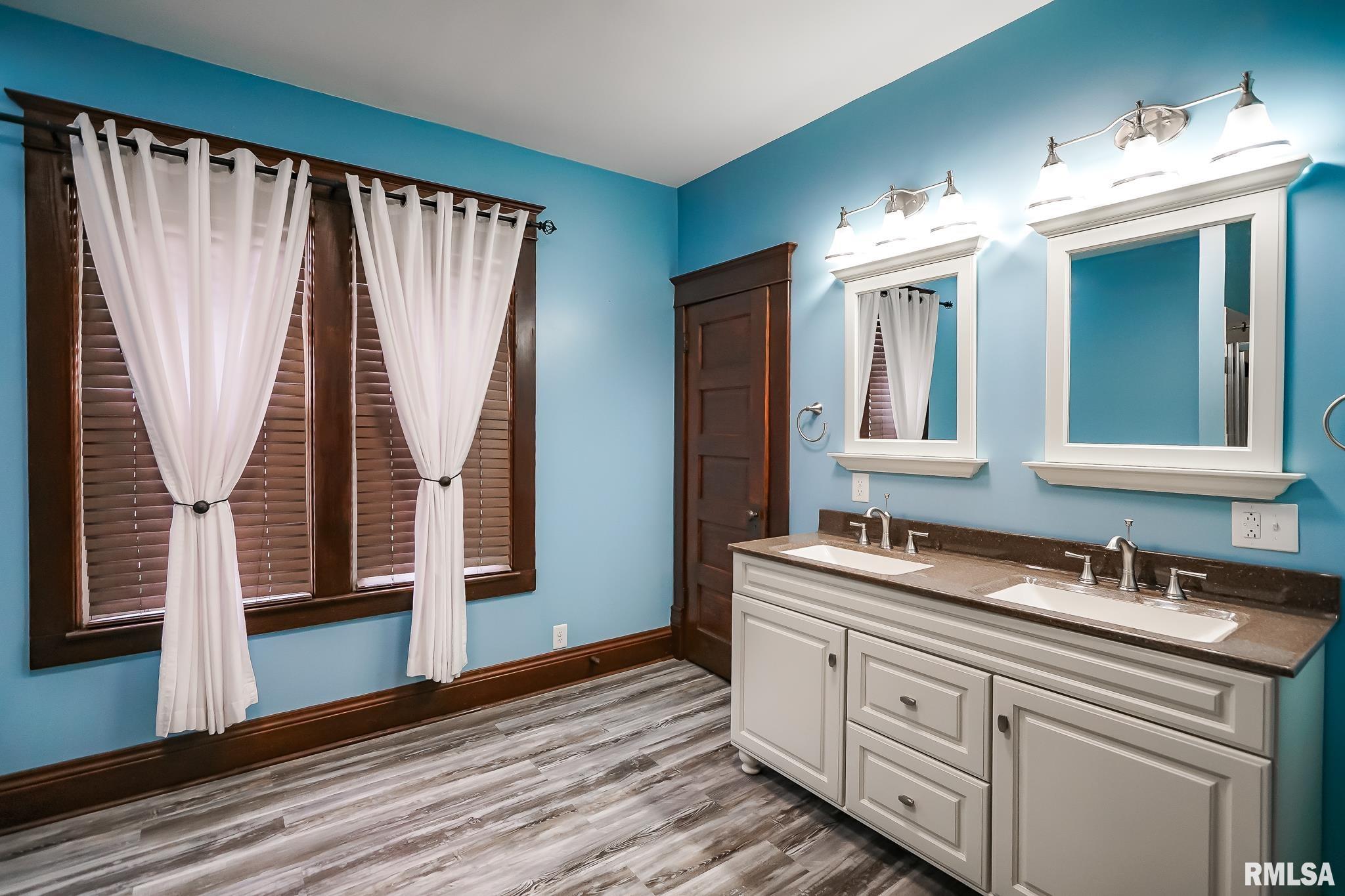 238 E Prospect Street, Galesburg, Illinois image 12
