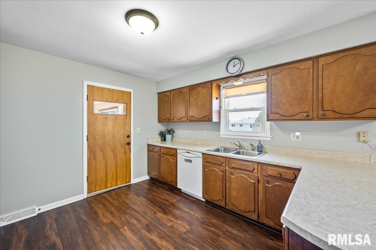 757 S Columbus Avenue, Morton, Illinois image 7