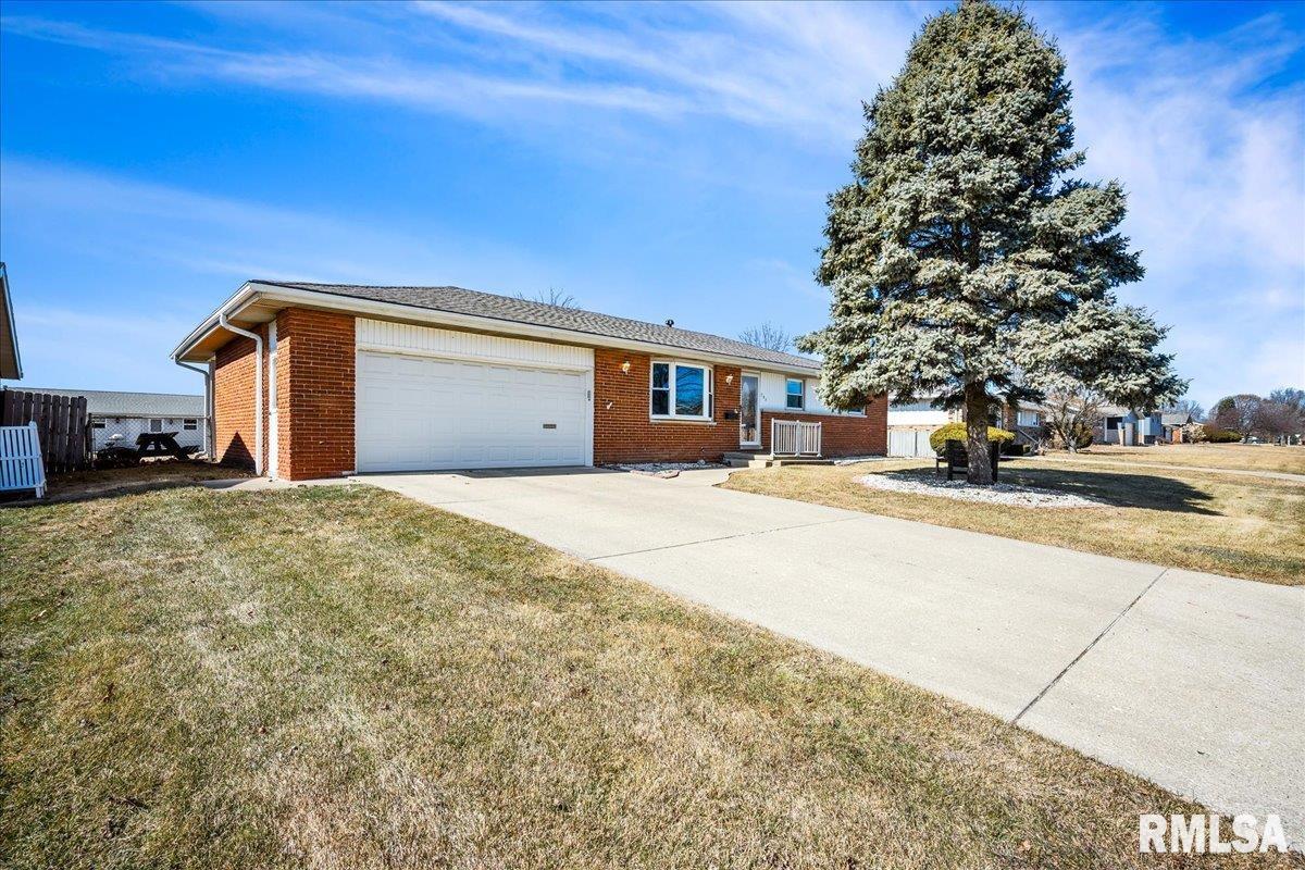 757 S Columbus Avenue, Morton, Illinois image 1
