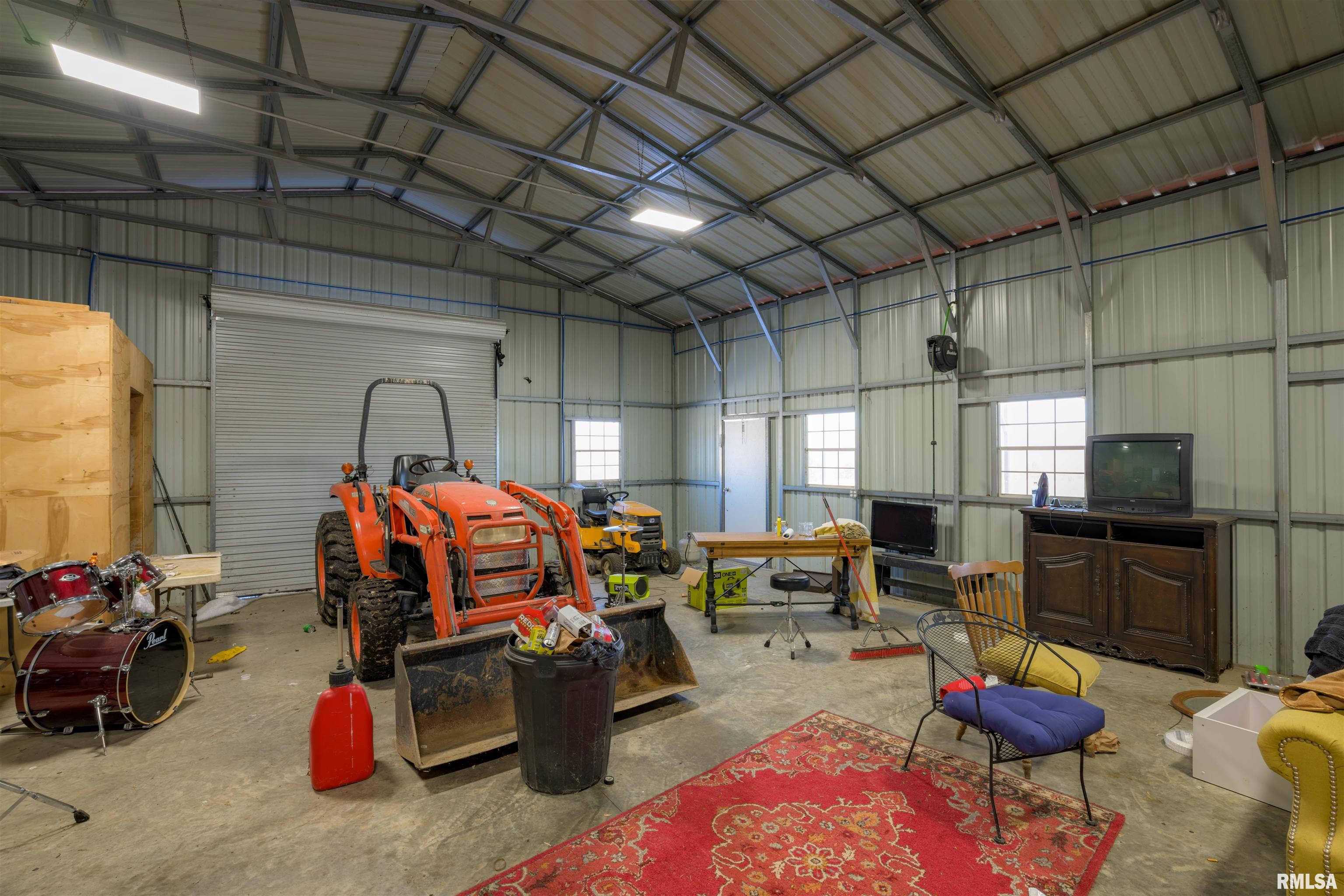 2520 N America Road, Galatia, Illinois image 36