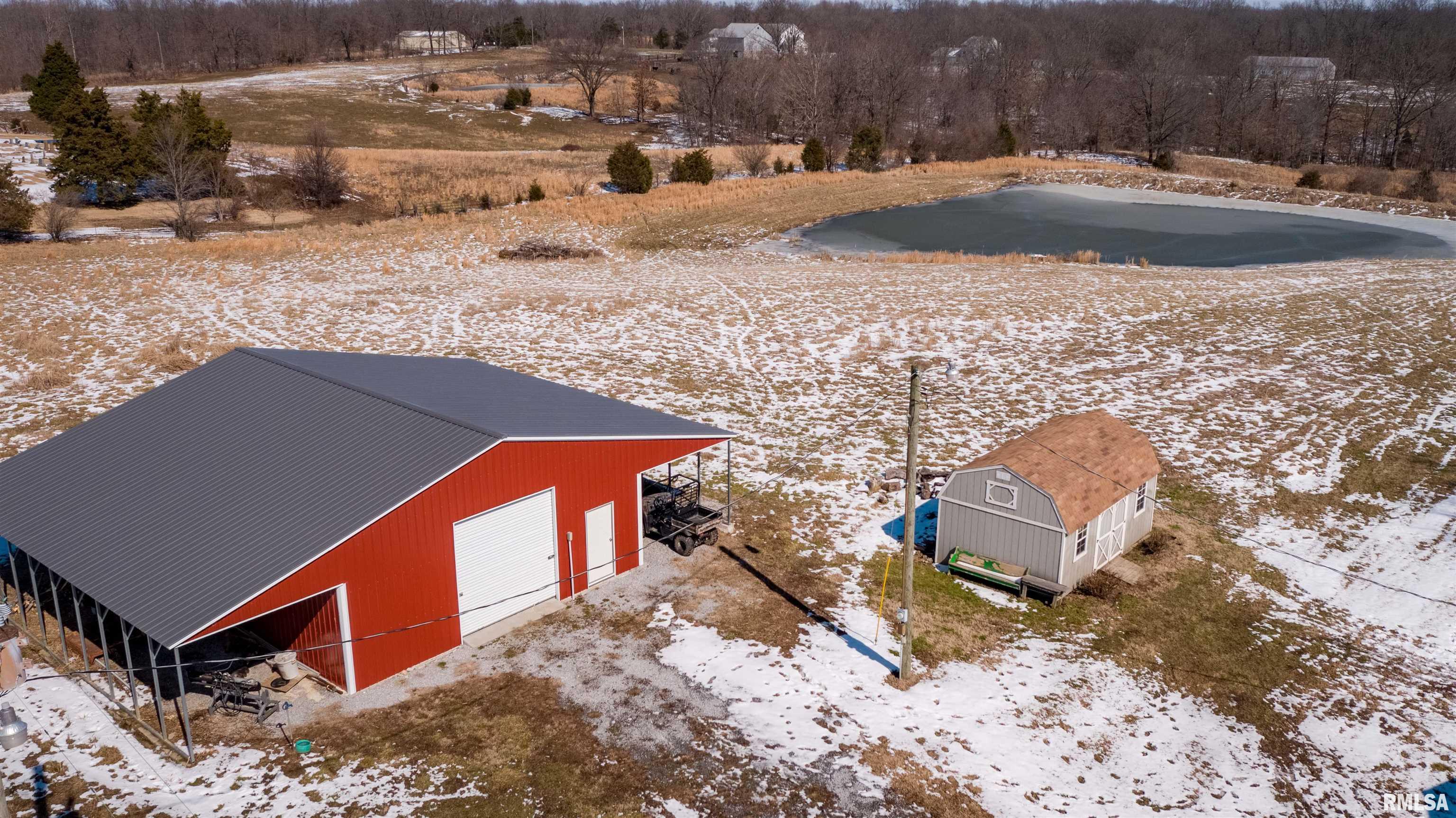 2520 N America Road, Galatia, Illinois image 3