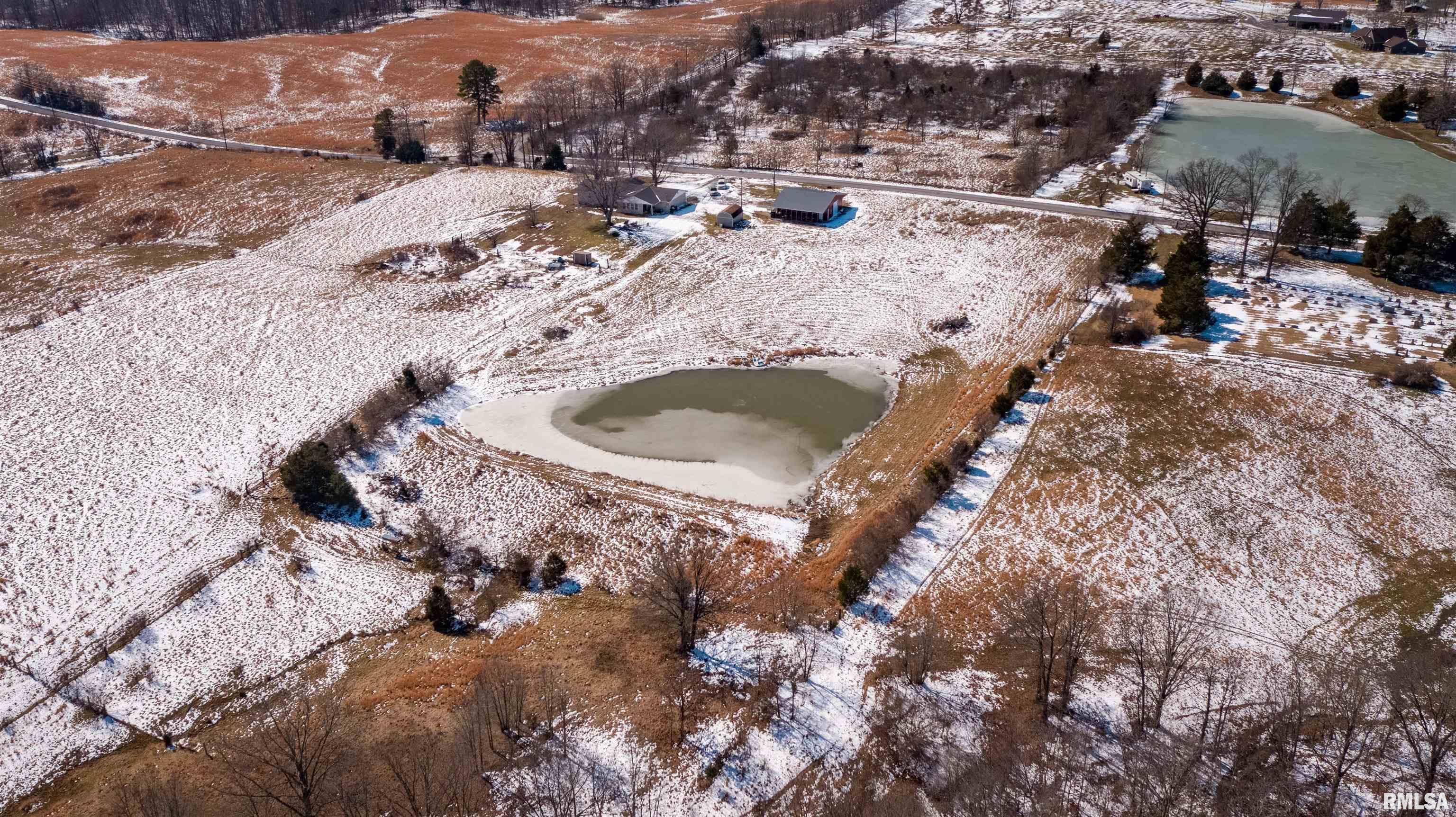 2520 N America Road, Galatia, Illinois image 38