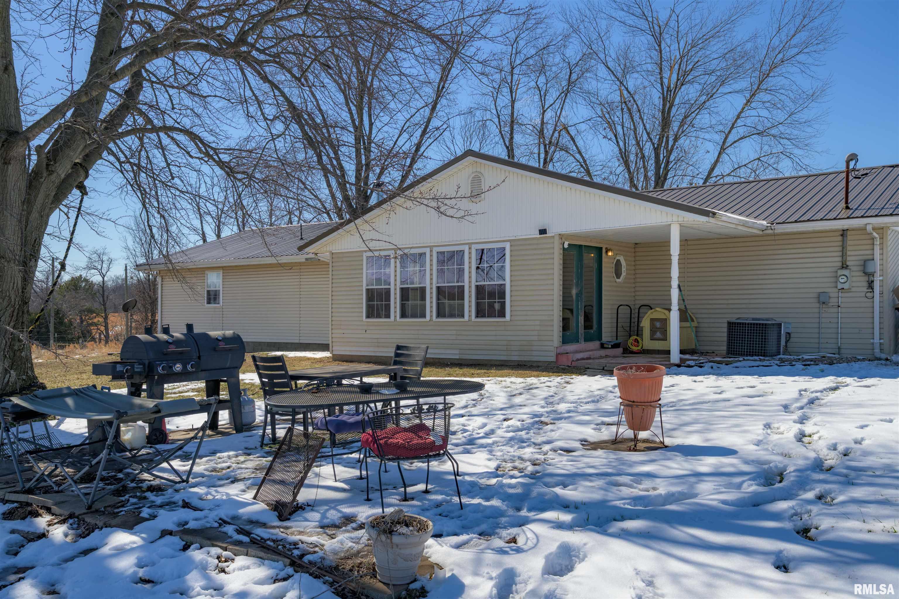 2520 N America Road, Galatia, Illinois image 30