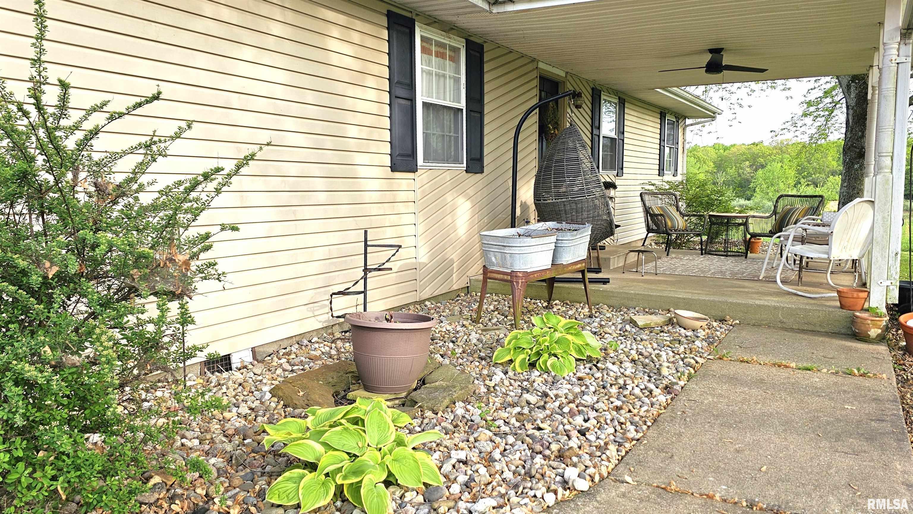 2520 N America Road, Galatia, Illinois image 47