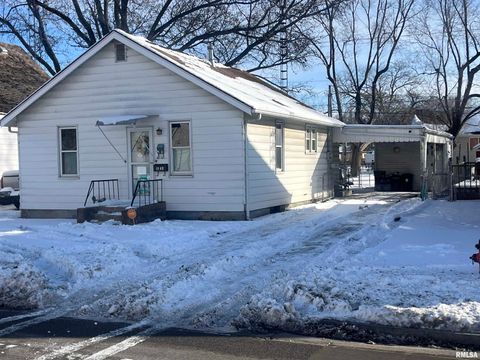 Homes For Sale - 1942 S 11th Street<br/> Sangamon County, Springfield, IL 62703