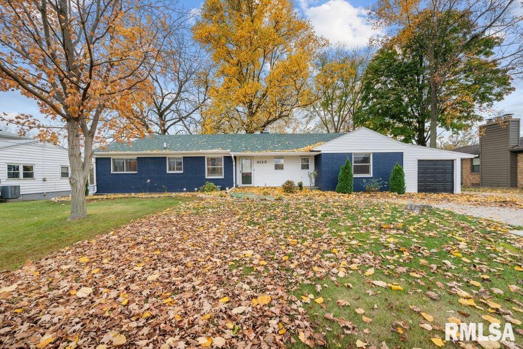 3123 E Kimberly Road, Davenport, Iowa image 1