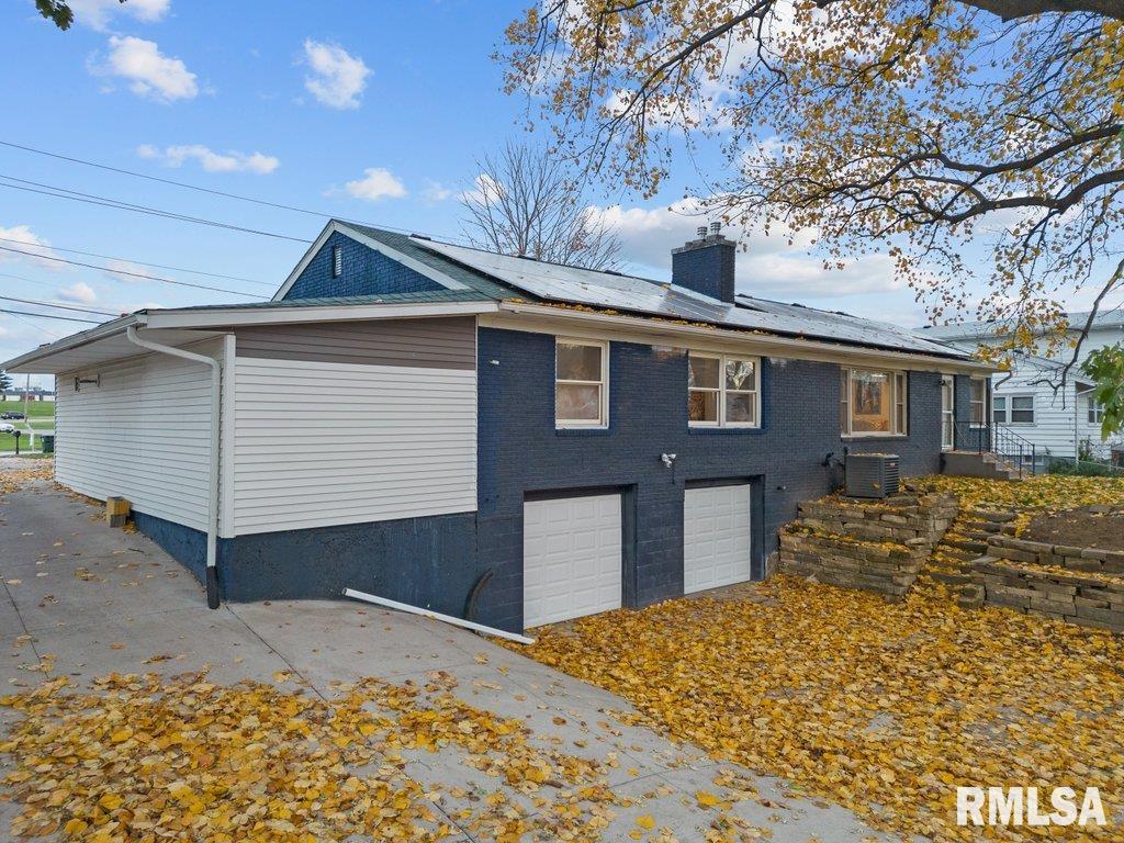 3123 E Kimberly Road, Davenport, Iowa image 35