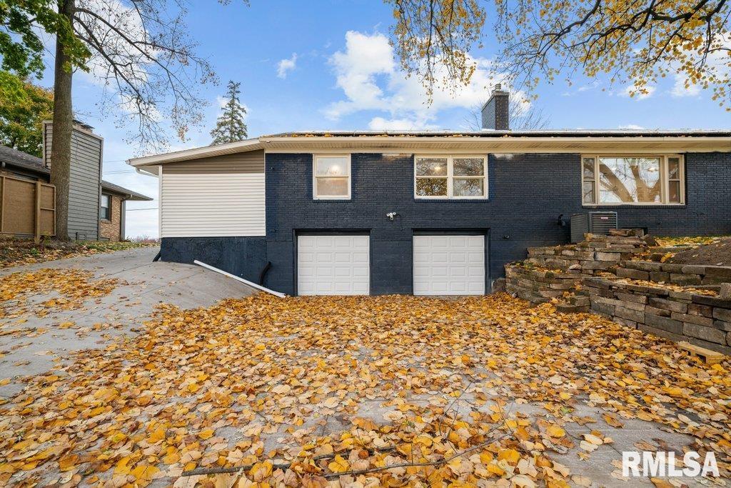 3123 E Kimberly Road, Davenport, Iowa image 34