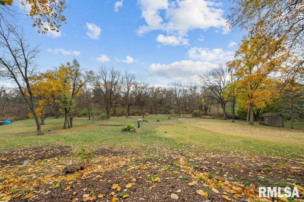 3123 E Kimberly Road, Davenport, Iowa image 36