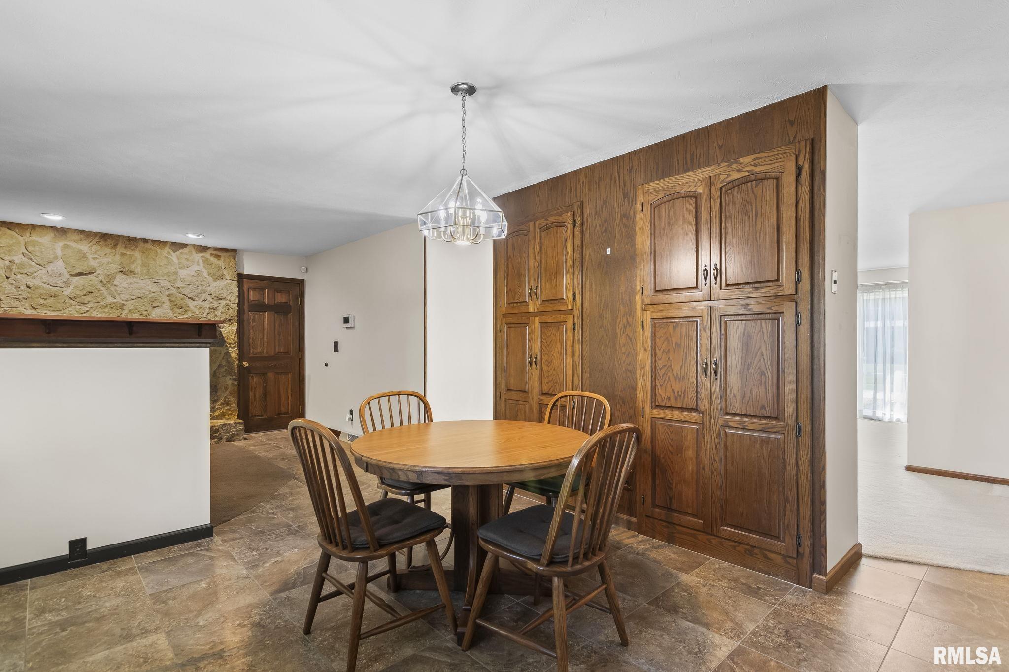 143 Laconwood Drive, Springfield, Illinois image 15