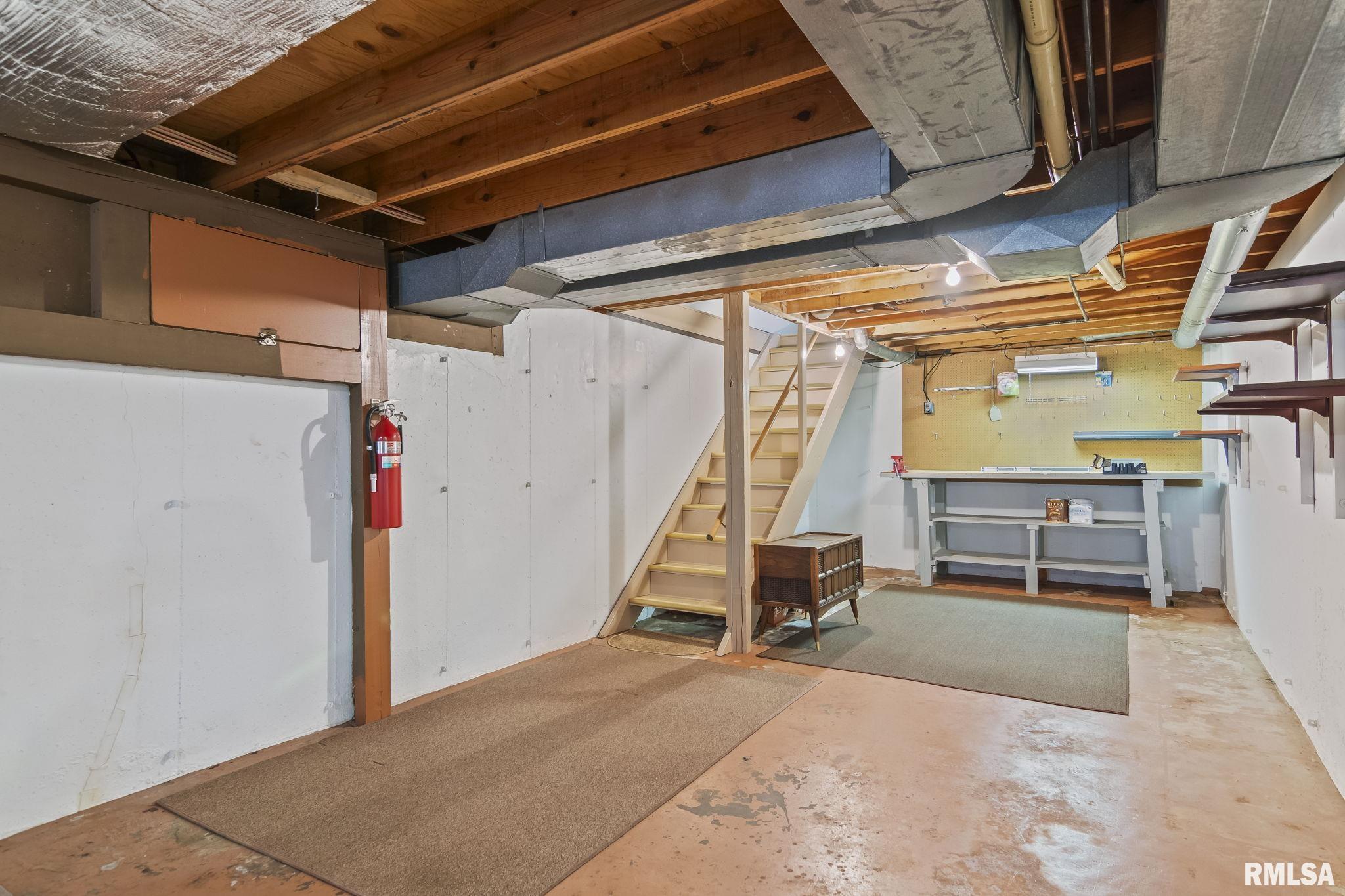 143 Laconwood Drive, Springfield, Illinois image 37