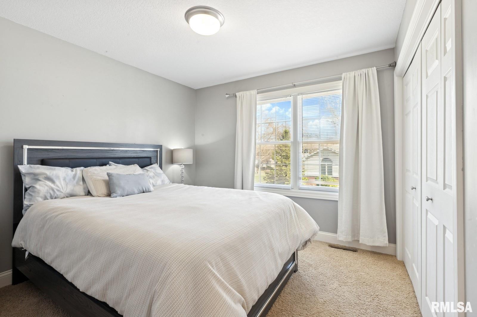 20 Hidden Valley Circle, Davenport, Iowa image 14