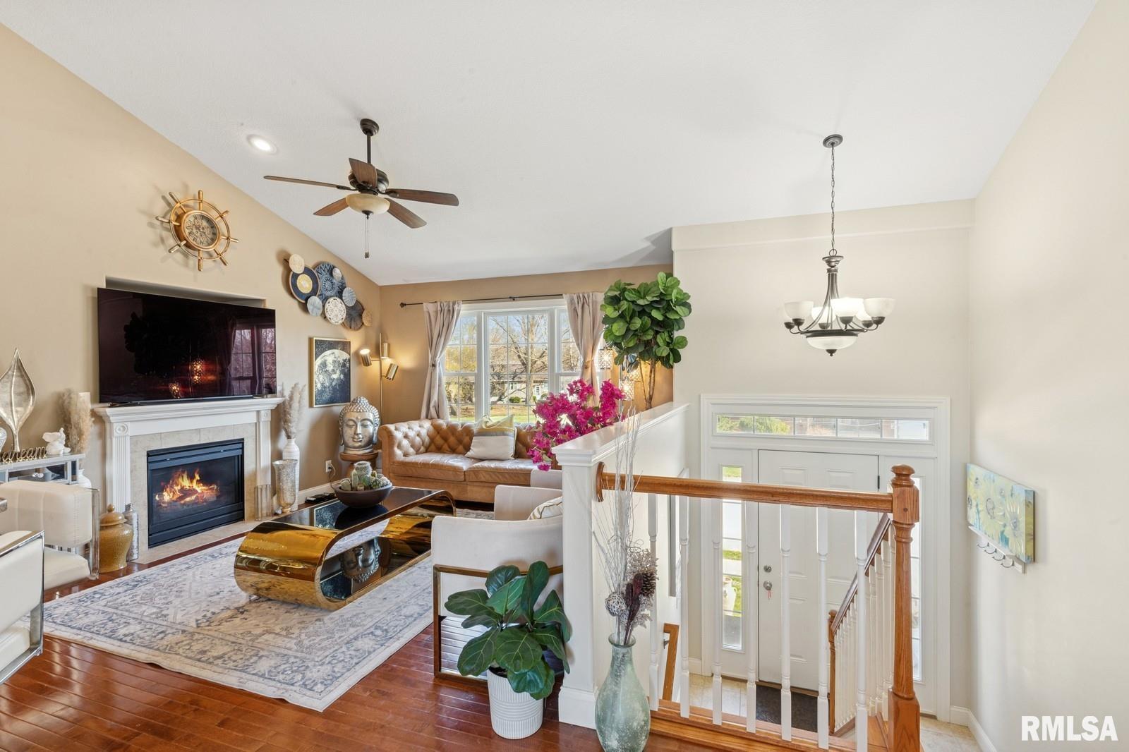 20 Hidden Valley Circle, Davenport, Iowa image 3
