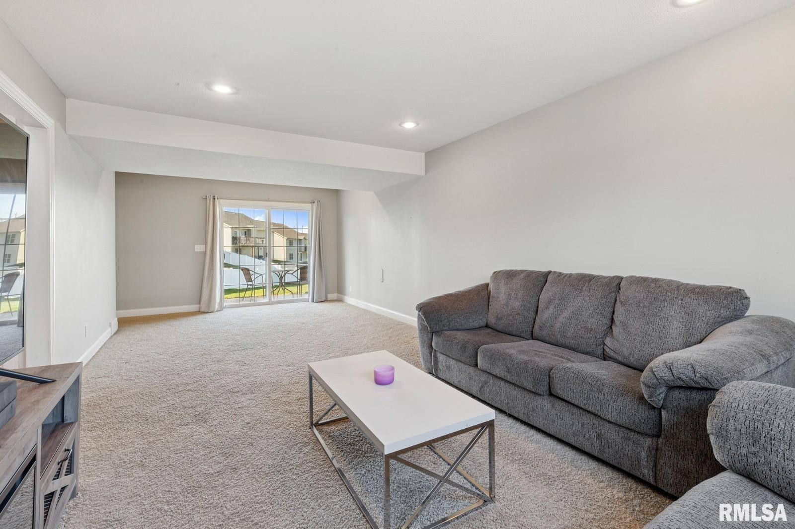 20 Hidden Valley Circle, Davenport, Iowa image 19