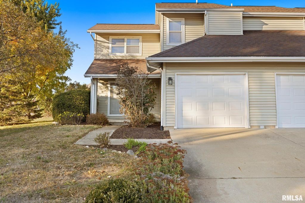 Photo of 1101 EISENHOWER Drive, Pekin, IL 61554 (MLS # PA1261974)