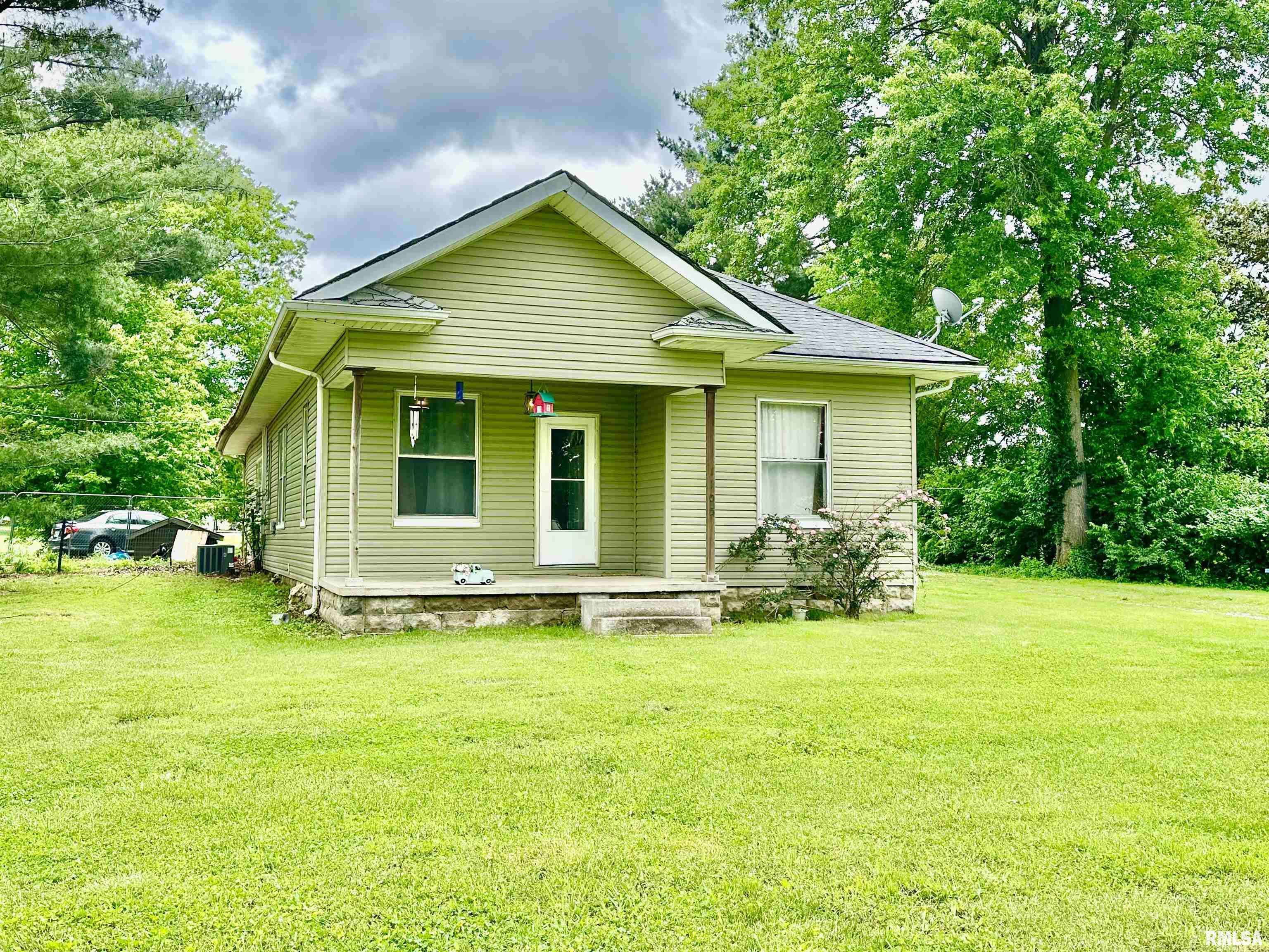 1105 N Maple Street, Carterville, Illinois image 2