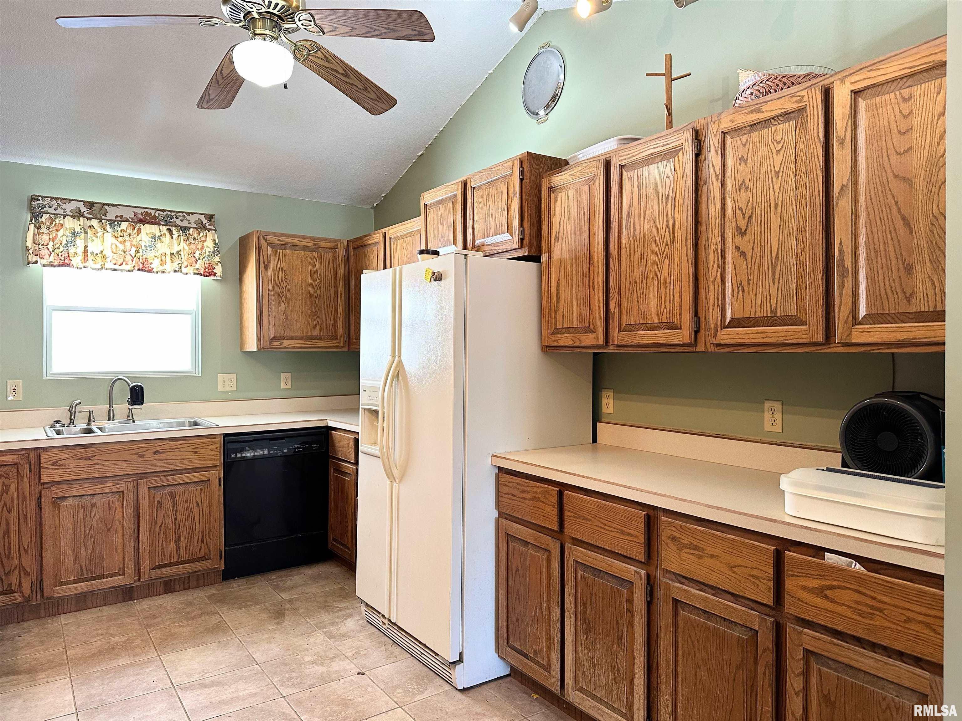 1891 Murphy Road, Creal Springs, Illinois image 5