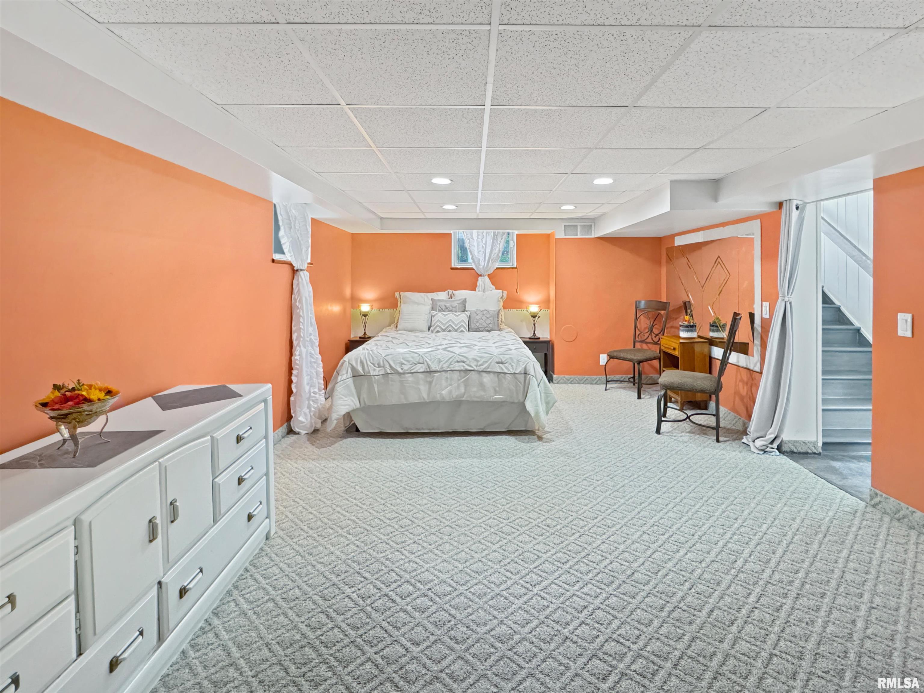 423 W Hudson Street, Peoria, Illinois image 30