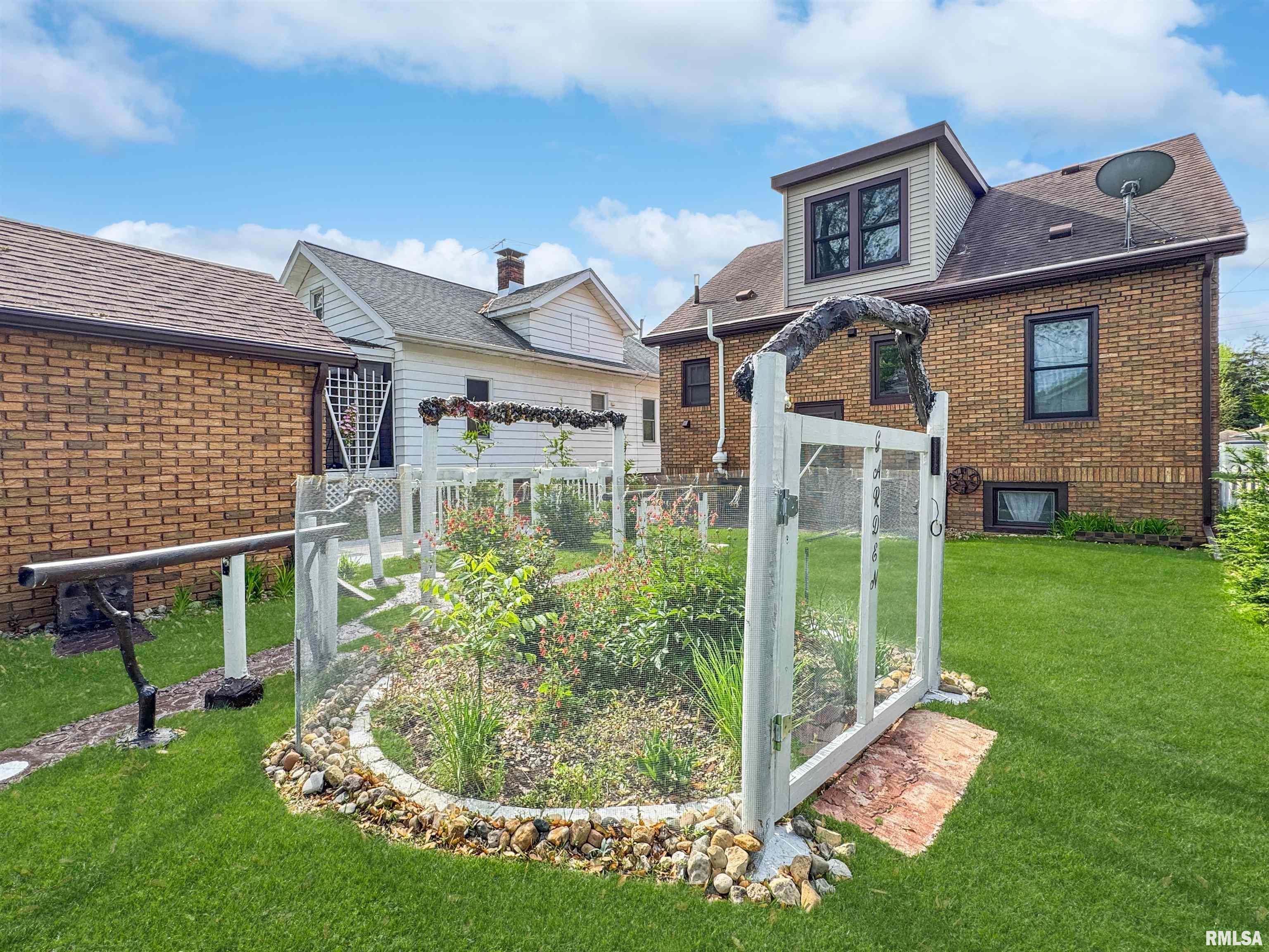 423 W Hudson Street, Peoria, Illinois image 43