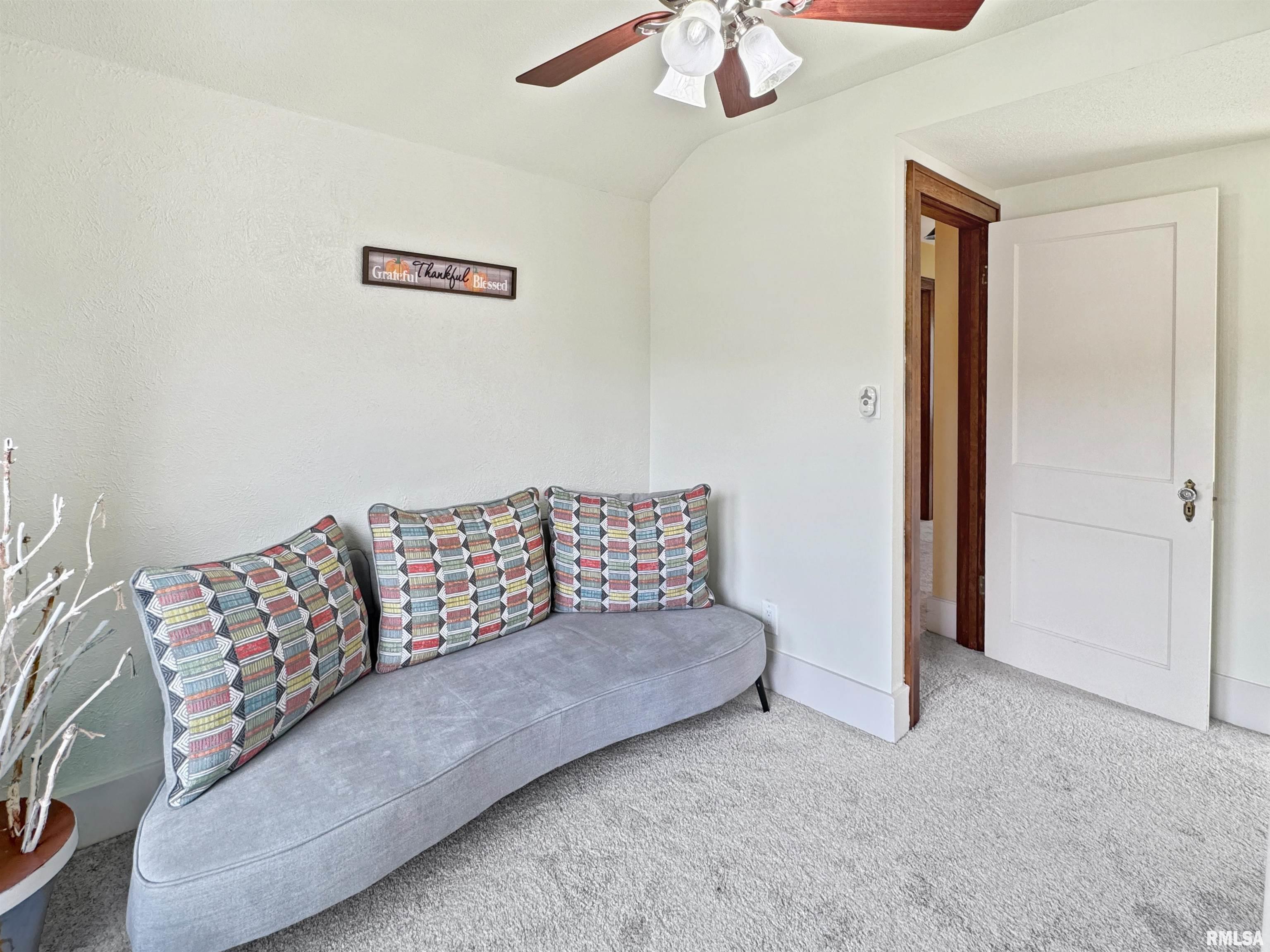 423 W Hudson Street, Peoria, Illinois image 22
