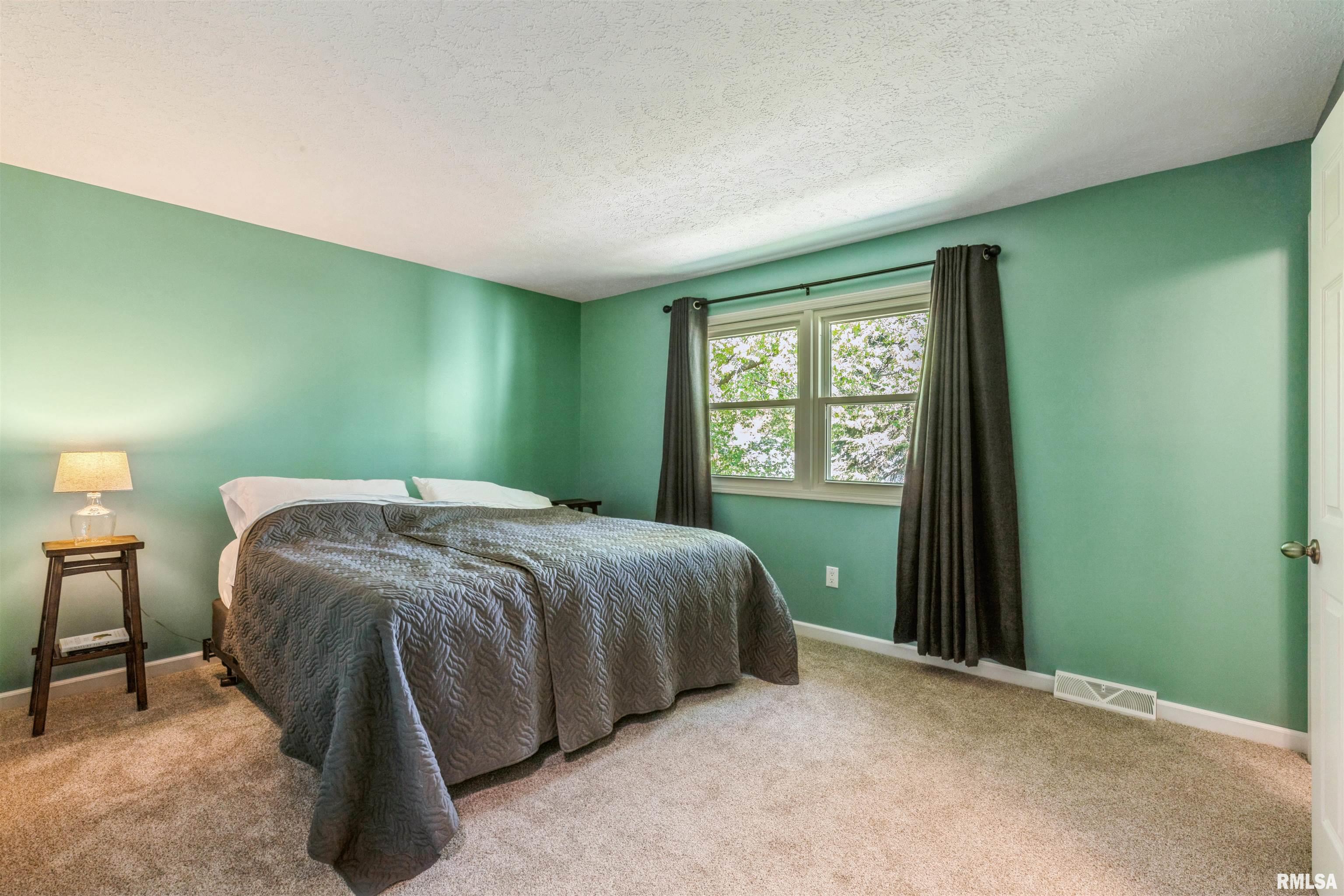 1960 Tam-o-shanter Drive, Bettendorf, Iowa image 15