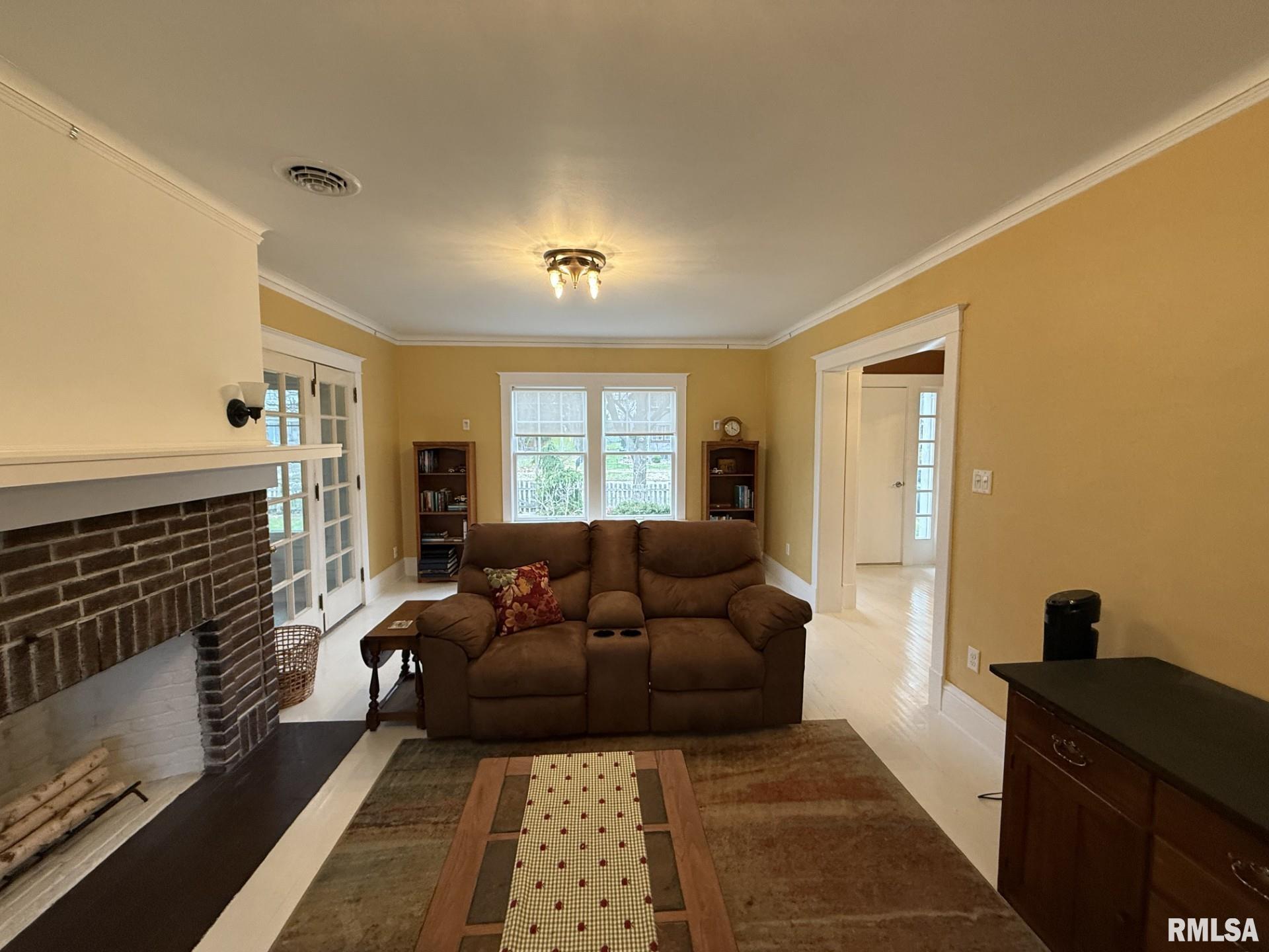 723 NW 4th Avenue, Galva, Illinois image 32