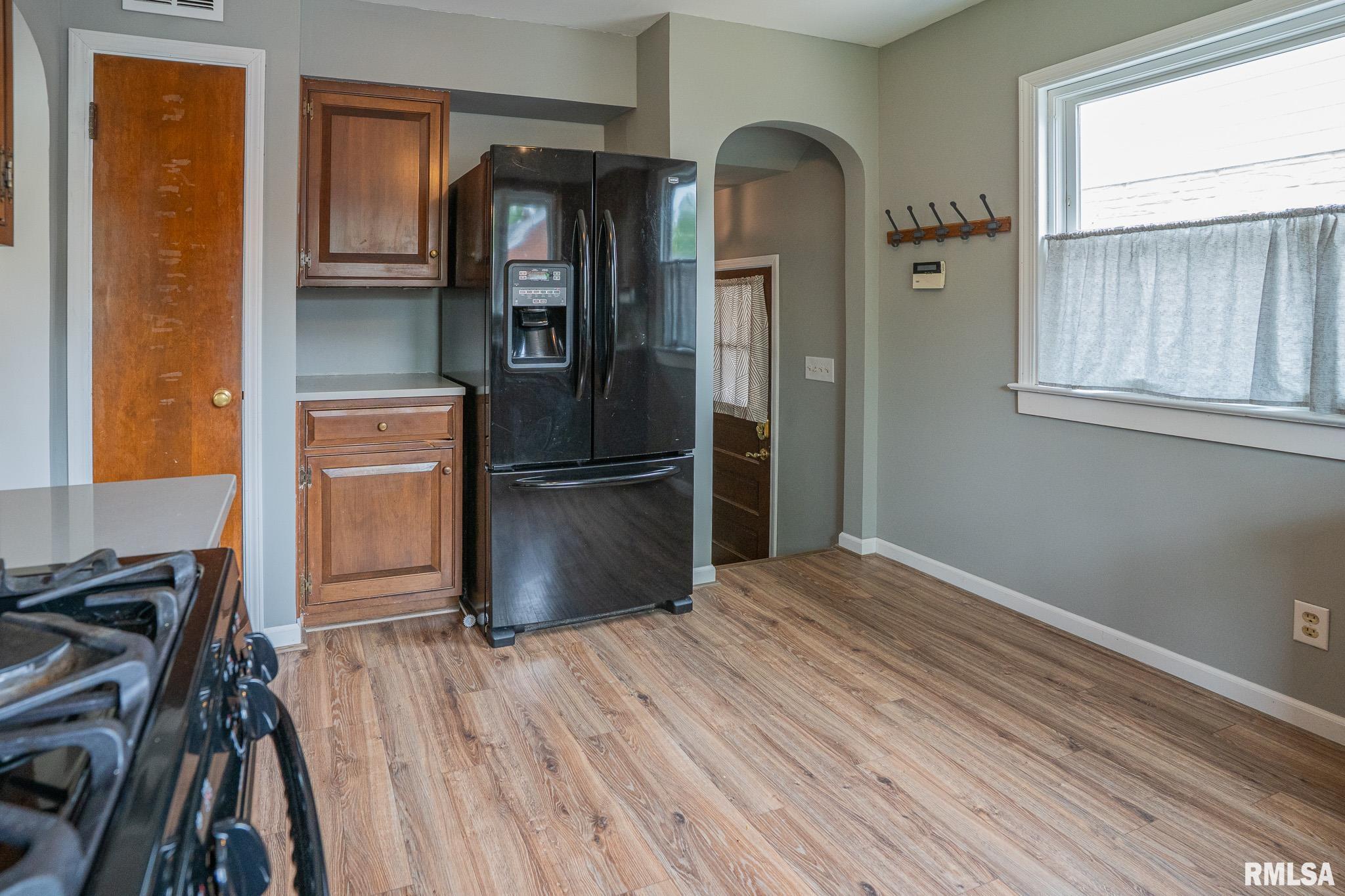 1556 W Edwards Street, Springfield, Illinois image 8
