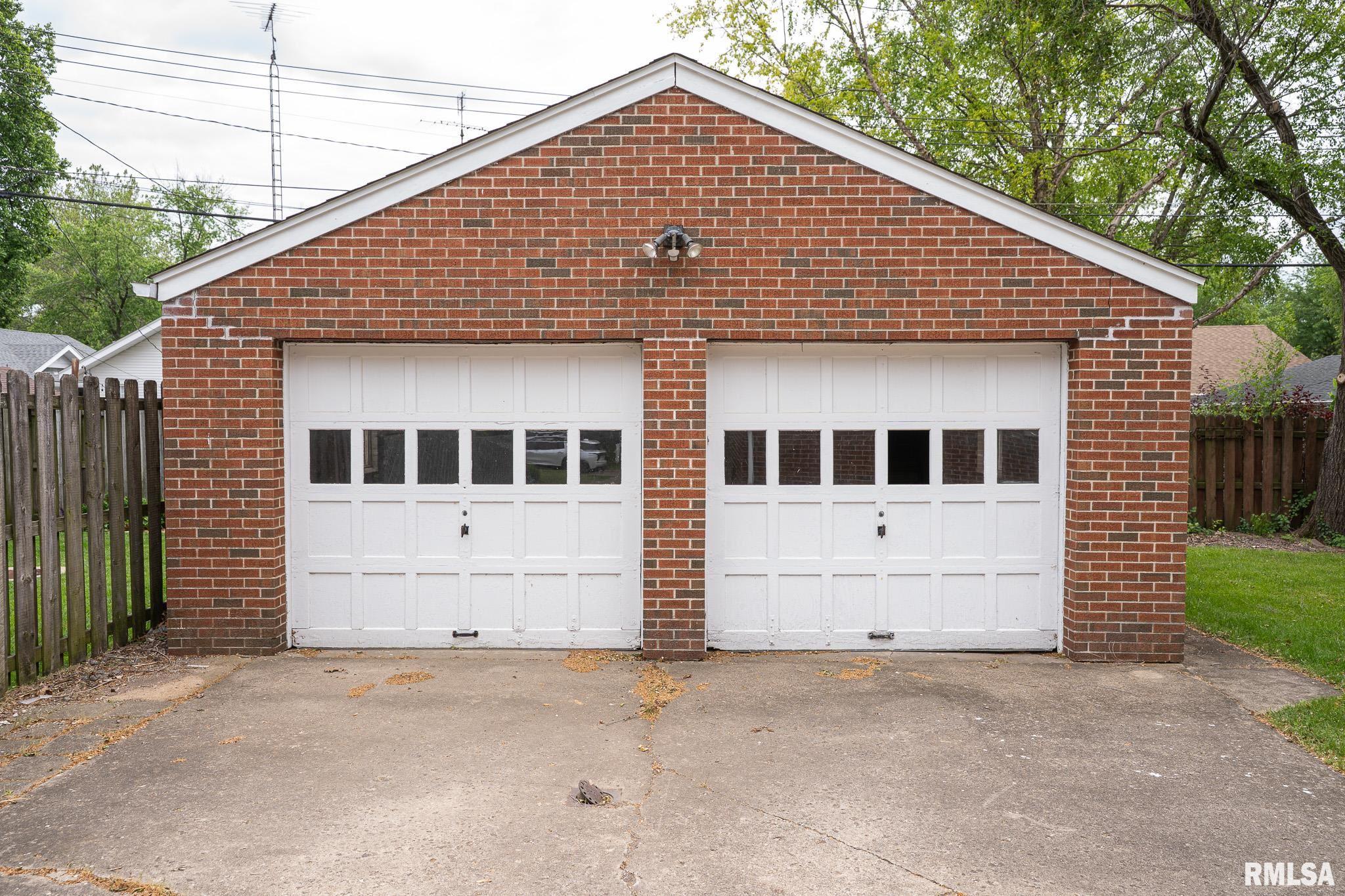 1556 W Edwards Street, Springfield, Illinois image 25