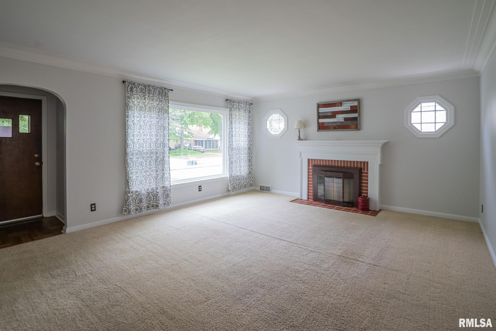 1556 W Edwards Street, Springfield, Illinois image 4