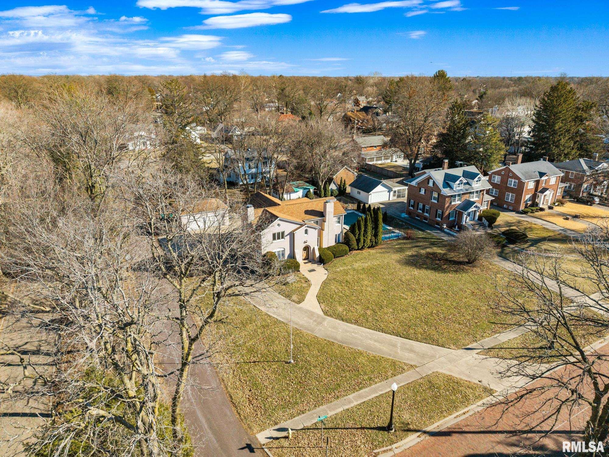 1743 N Cherry Street, Galesburg, Illinois image 39