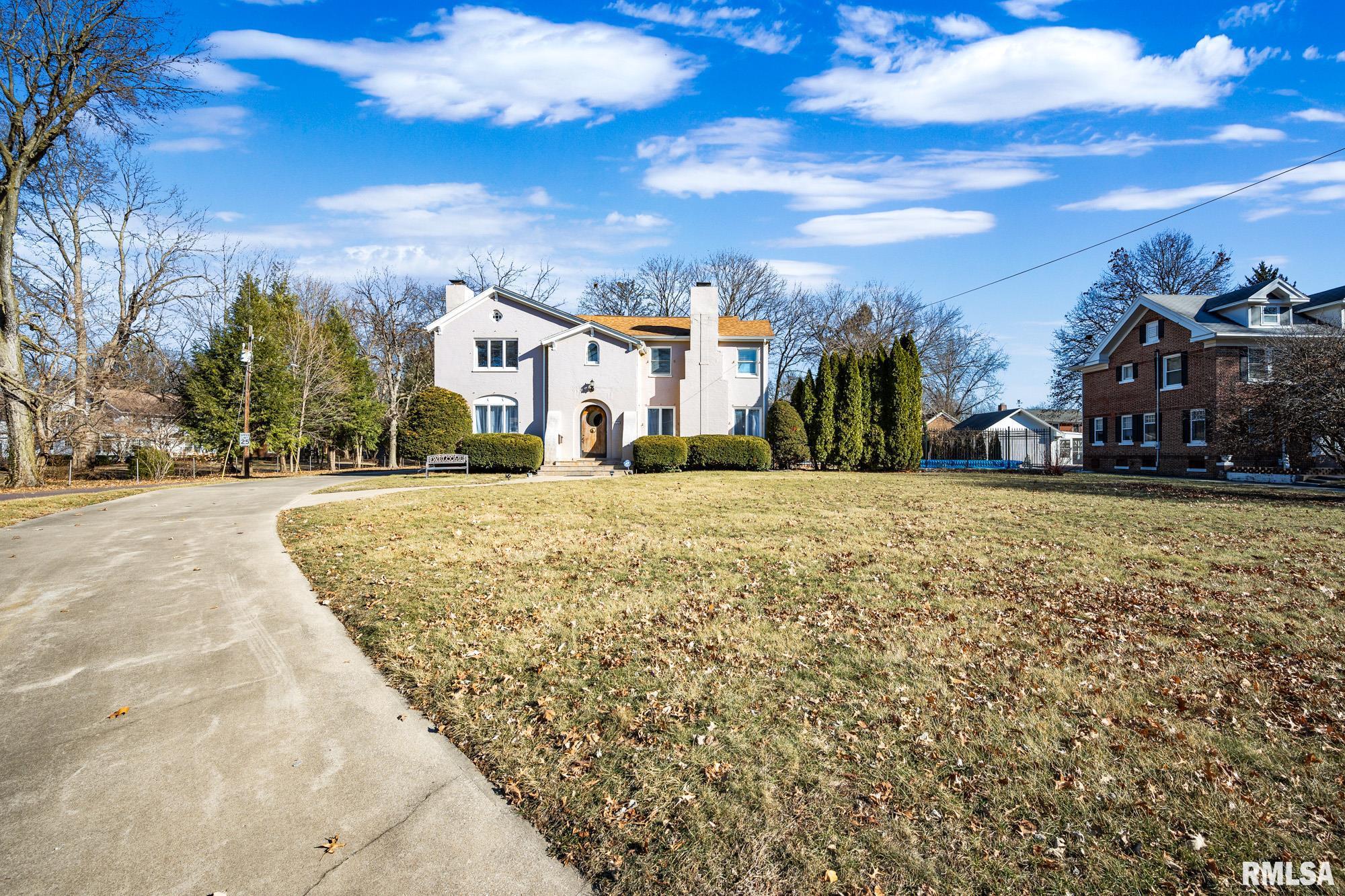 1743 N Cherry Street, Galesburg, Illinois image 5