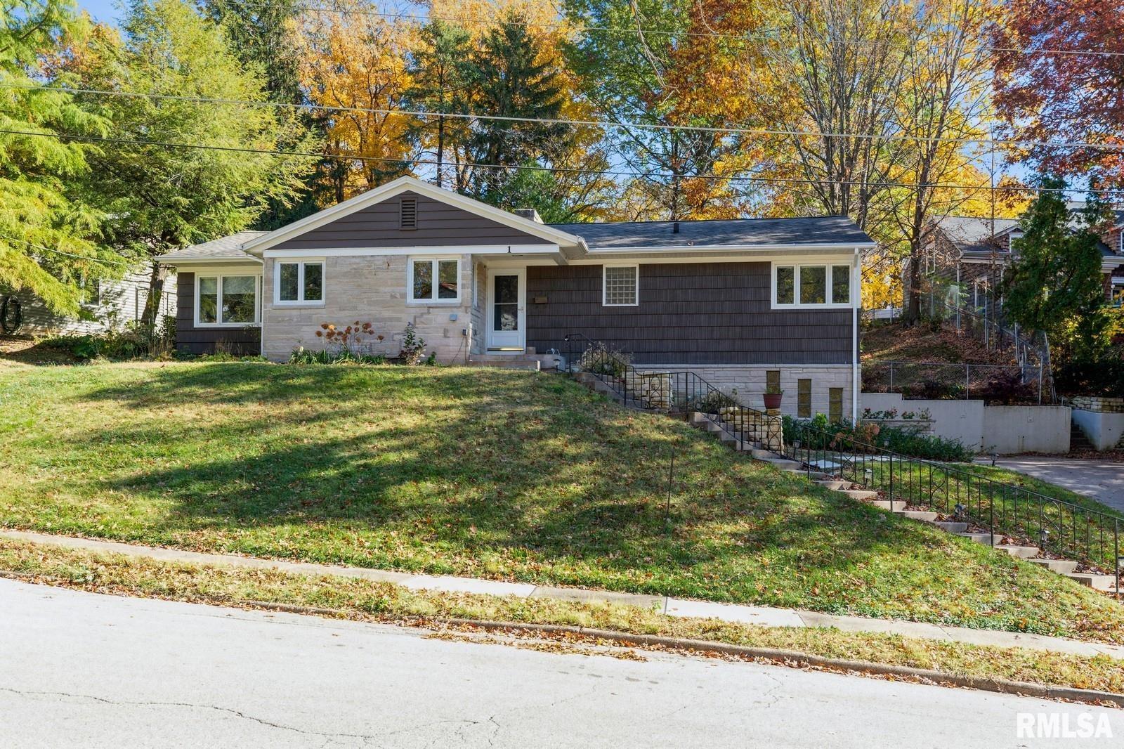 1 Kenwood Avenue, Davenport, Iowa image 1