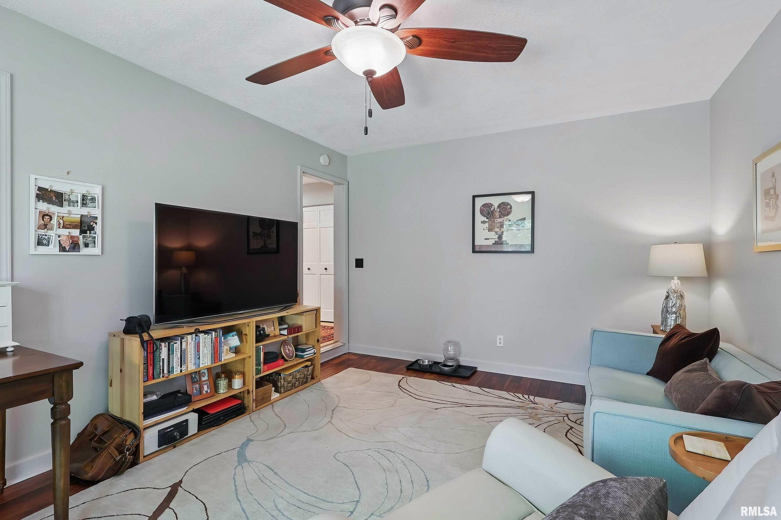 4105 Apple Valley Drive, Bettendorf, Iowa image 23