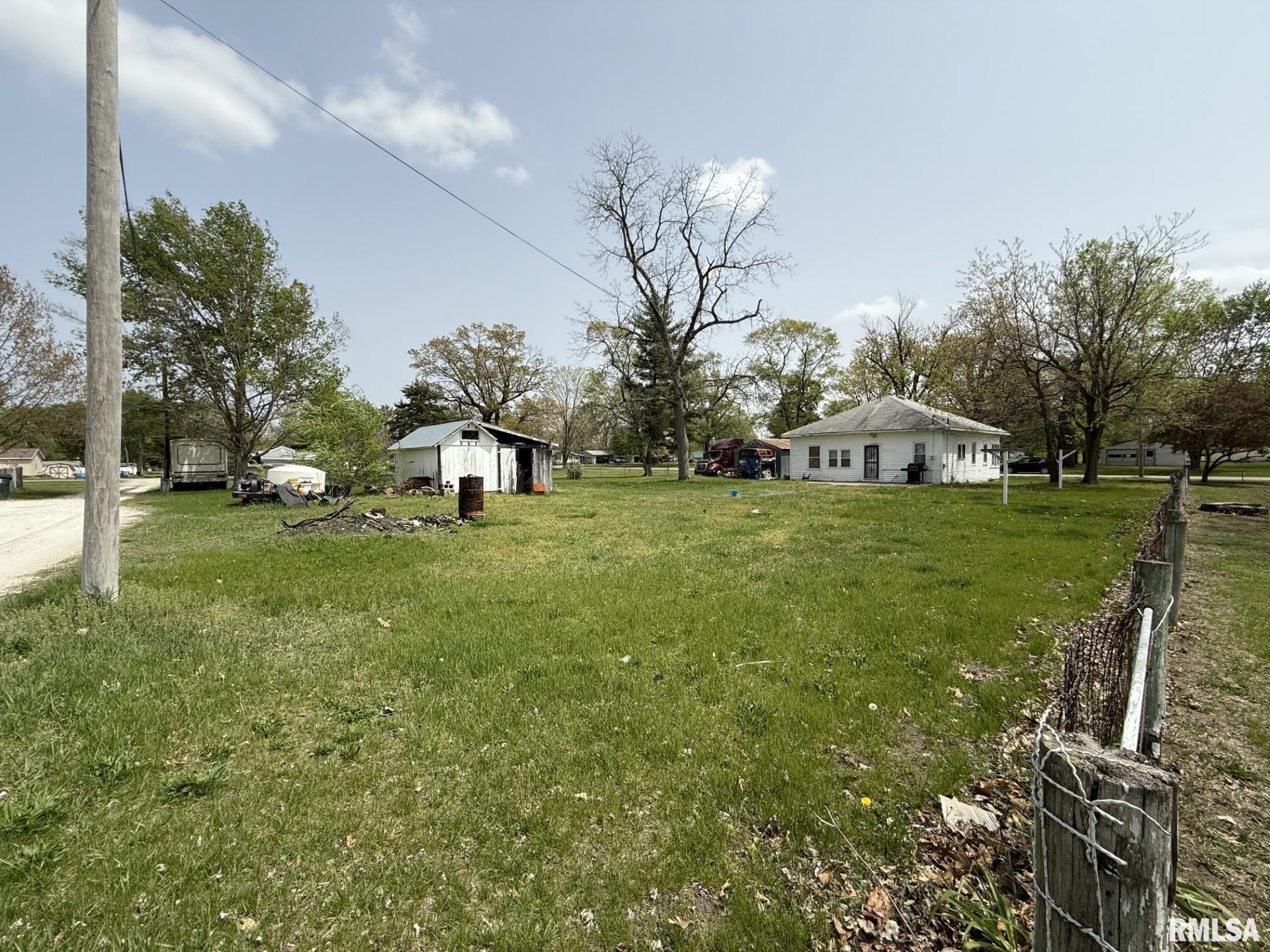 203 N 5th Street, Oquawka, Illinois image 8