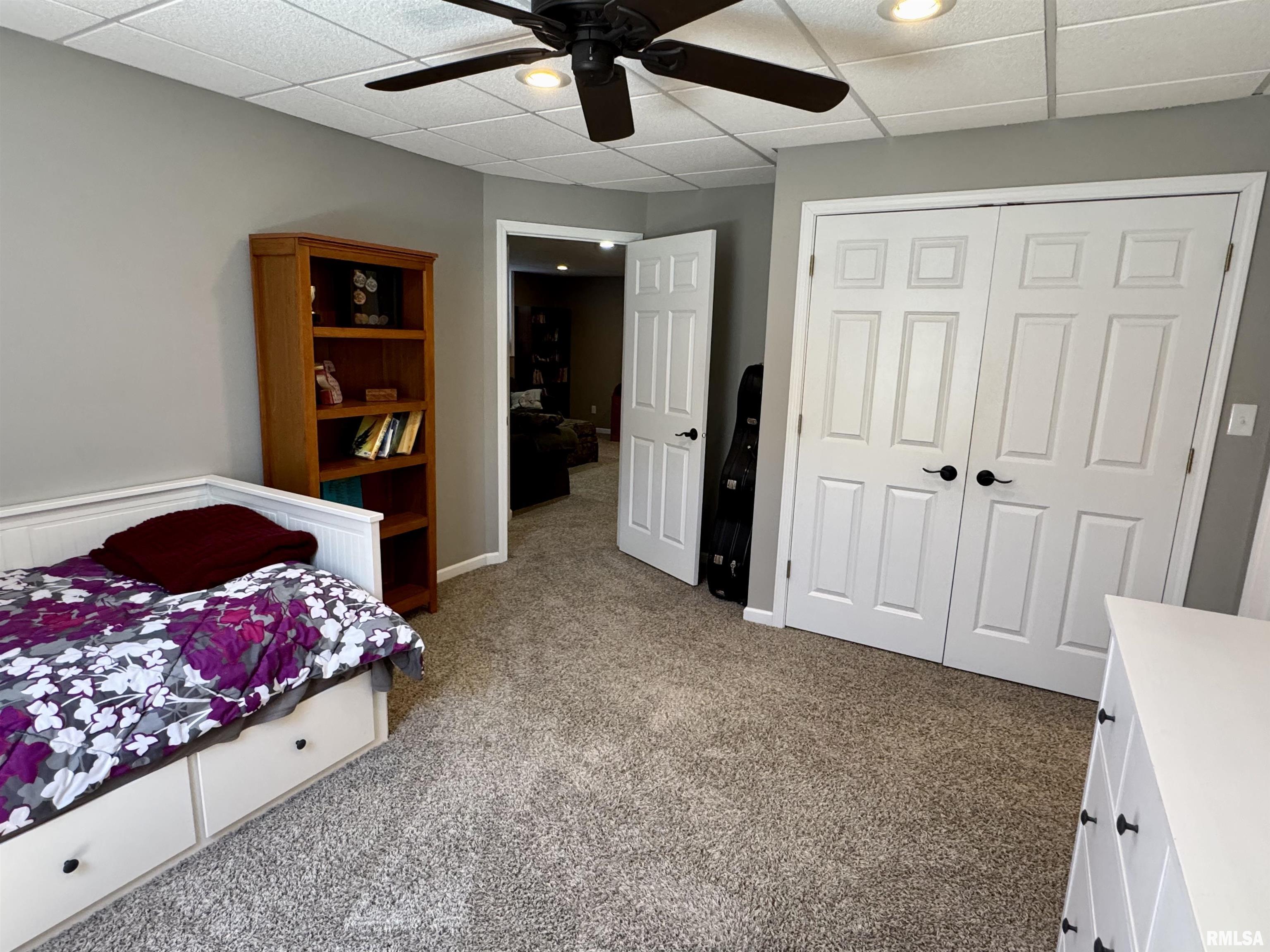 1121 Hawthorn Ridge, Macomb, Illinois image 37
