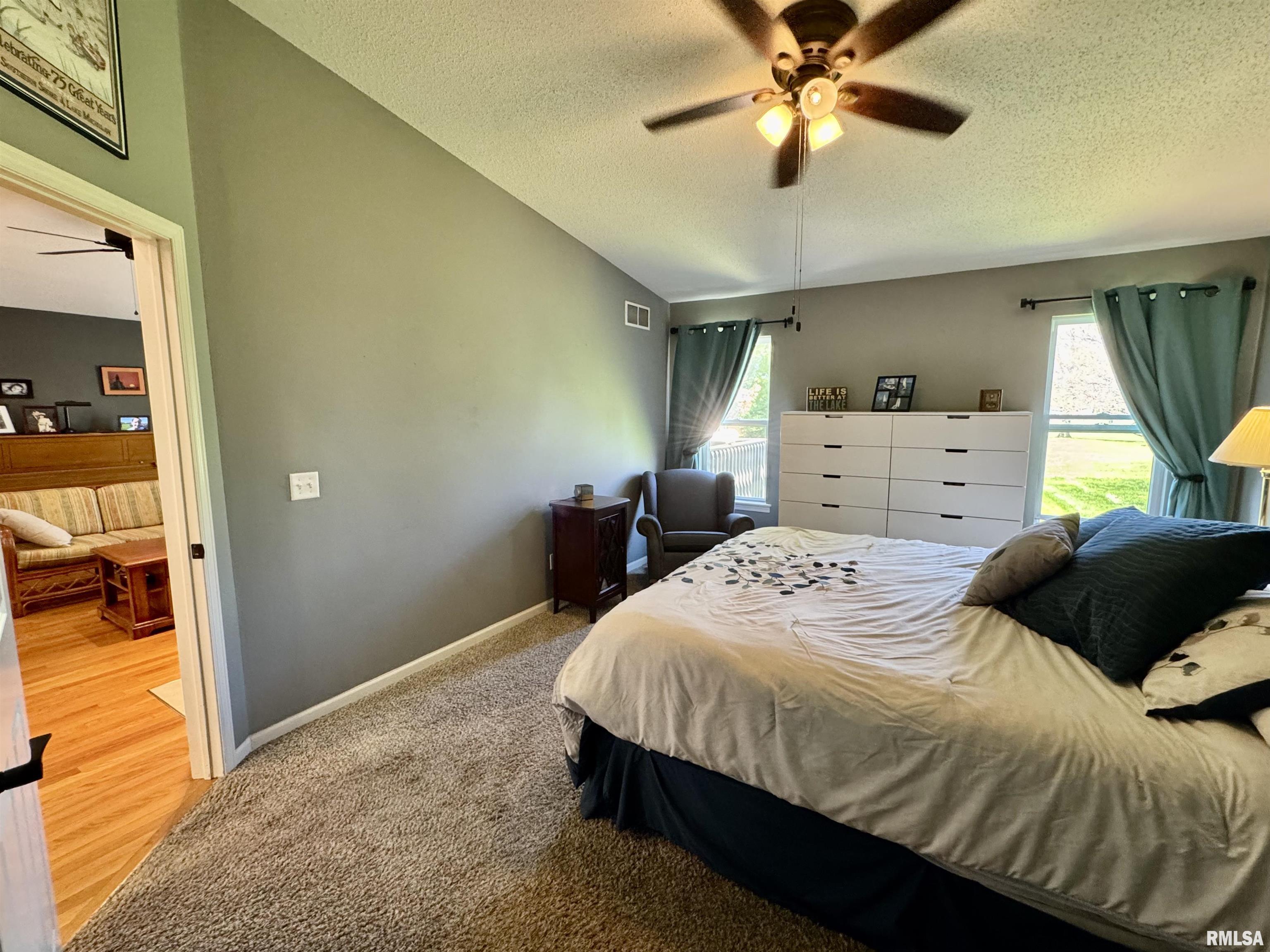 1121 Hawthorn Ridge, Macomb, Illinois image 18